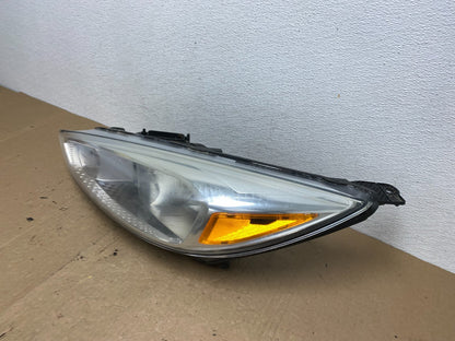 2015 to 2018 Ford Focus Left Driver LH Side Headlight AC5826 DW1