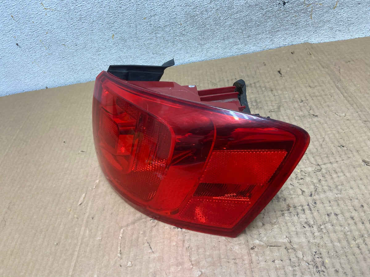 2011 to 2014 Volkswagen Jetta Right Passenger Rh Side Tail Light AI6856 LK1