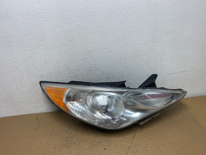 2011 - 2014 Hyundai Sonata Right Passenger Rh Side Headlight Halogen AD7973 DW0