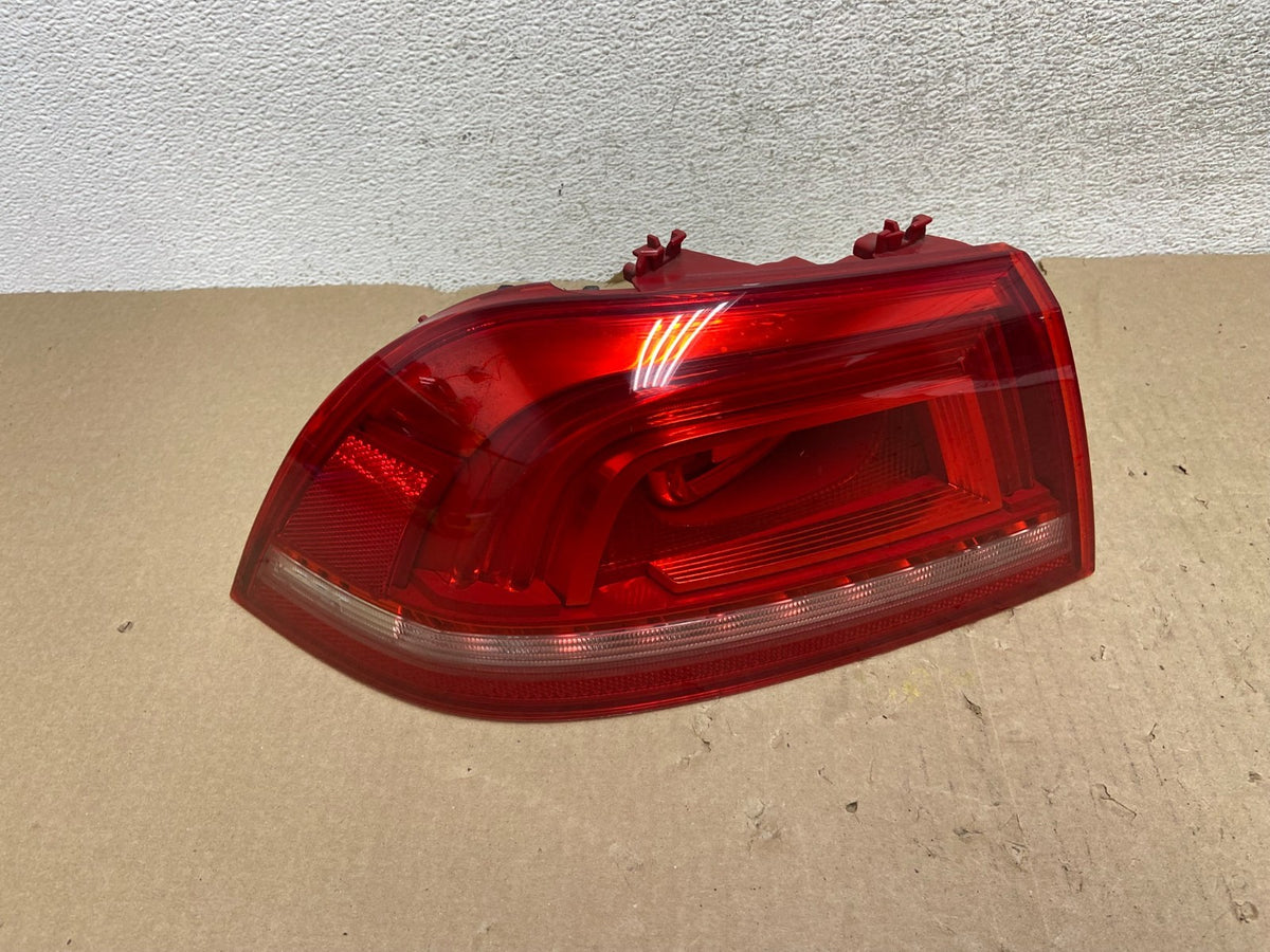 2012 to 2016 Volkswagen Eos Left Driver LH Side Tail Light AG6940 DW0