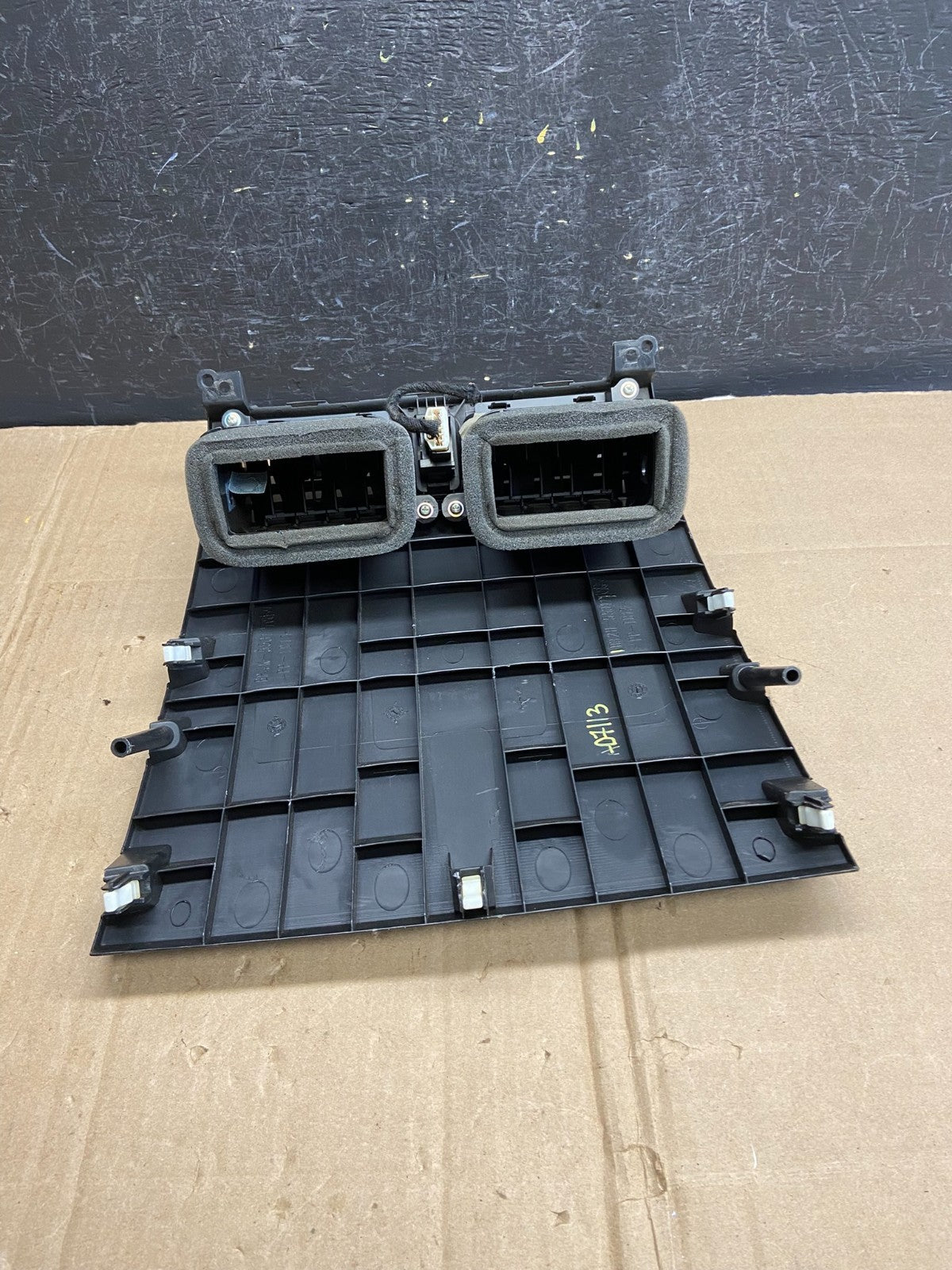 2007 to 2009 Mazda 3 Center Dash Hazard Air Vent Cover Switch AD7113 DG5
