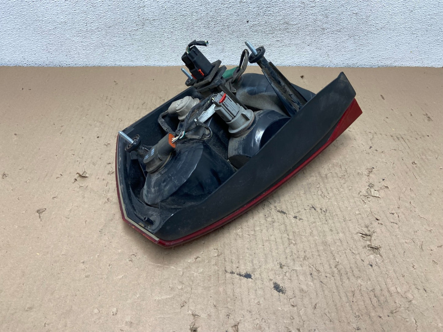 2005 2006 2007 Chrysler 300 Left Driver LH Side Tail Light AF4312 LK4