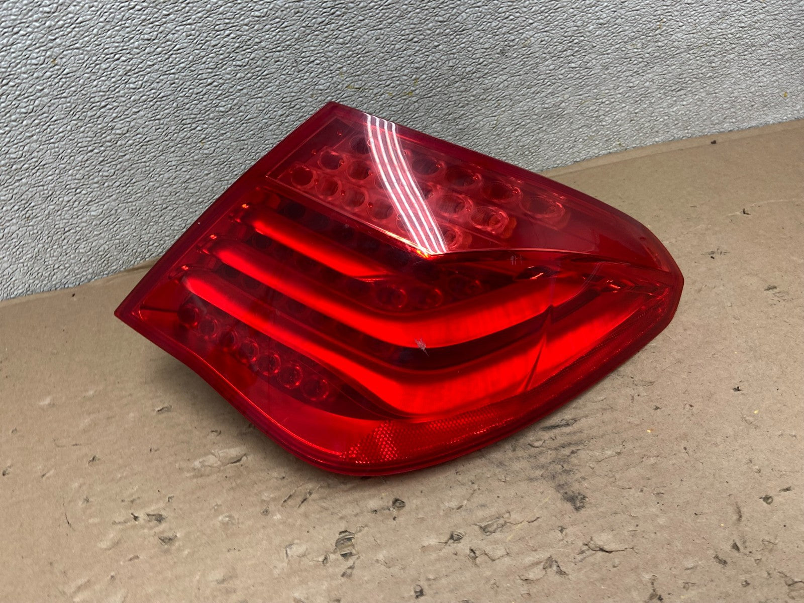 2009 to 2012 Bmw 7-Series F01 F02 750i Right Passenger Tail Light OEM AB0276 LK0