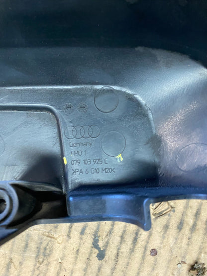 2004 2005 2006 Audi A8 4.2L Engine Motor Cover S8706 DG8