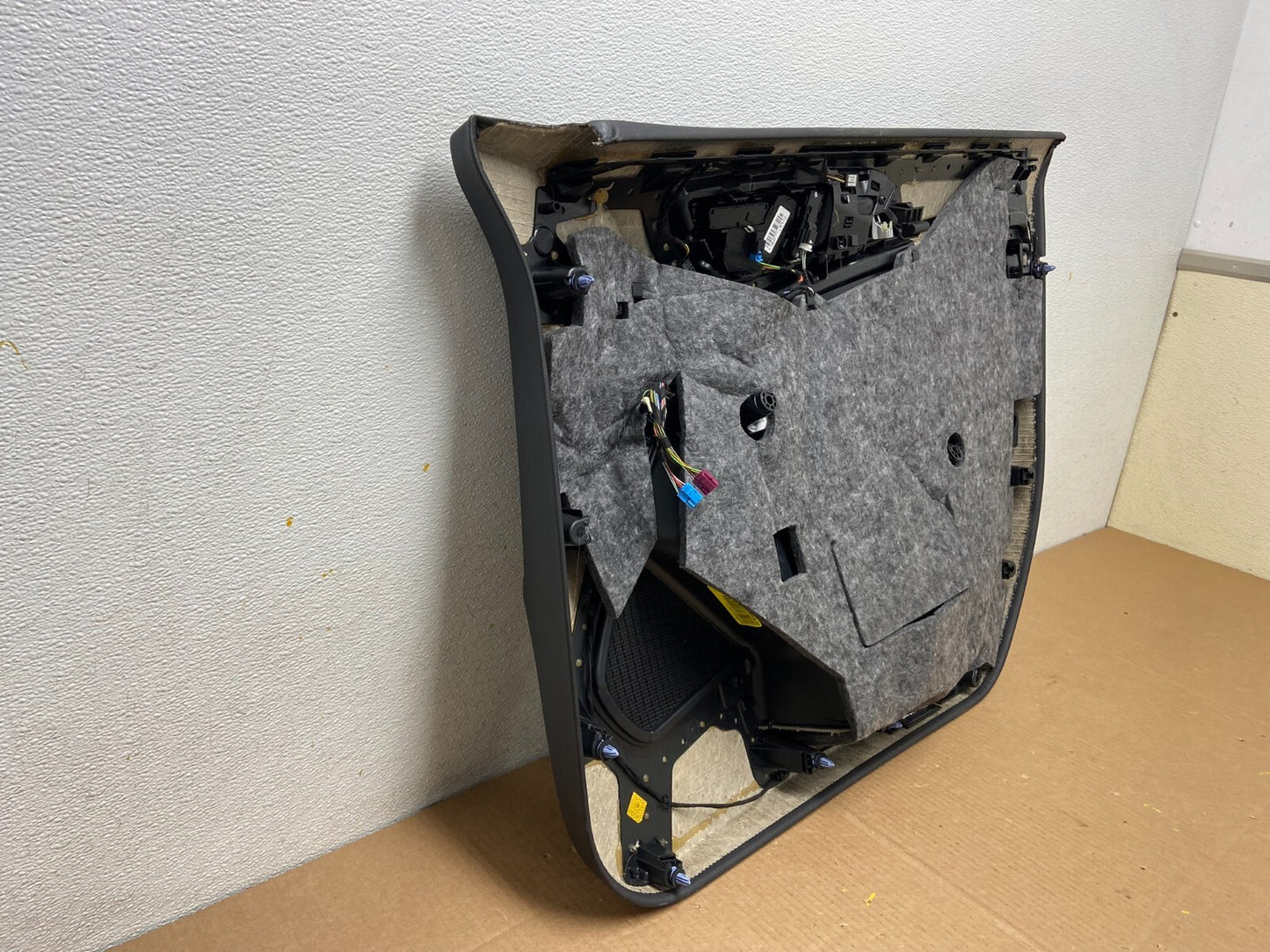 2011-2016 Mercedes B-Class Front Left Driver LH Side Panel Door OEM D60718
