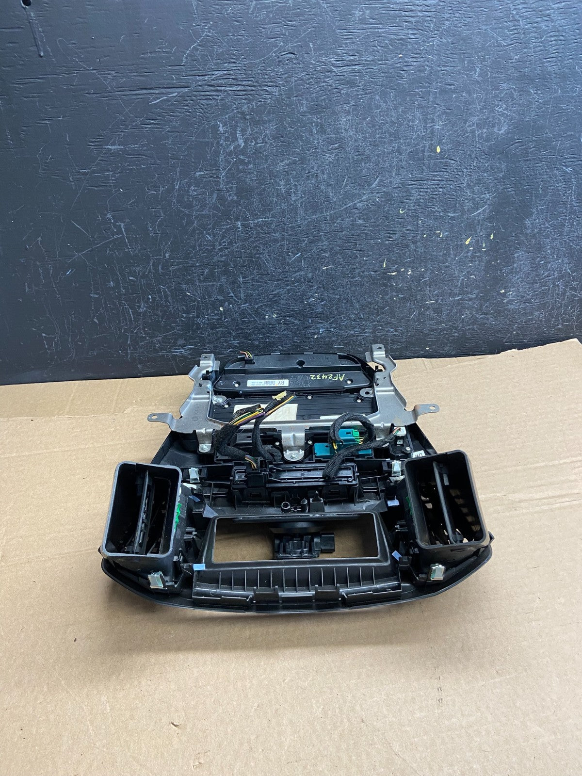 2011 to 2013 Buick Regal Radio AC Heater Temperature Climate Control AF2432 DG4
