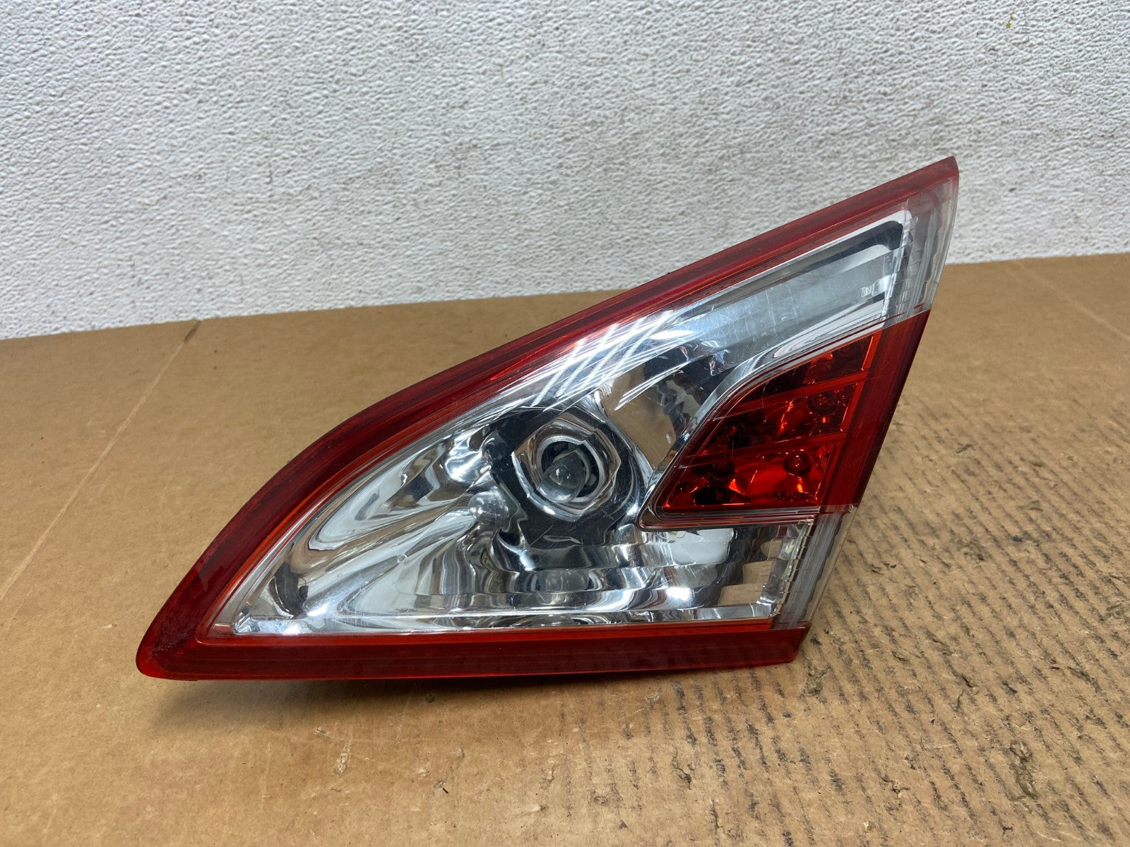 2011 - 2014 Nissan Murano Right Passenger RH Side Inner Tail Light AE0237 LK0