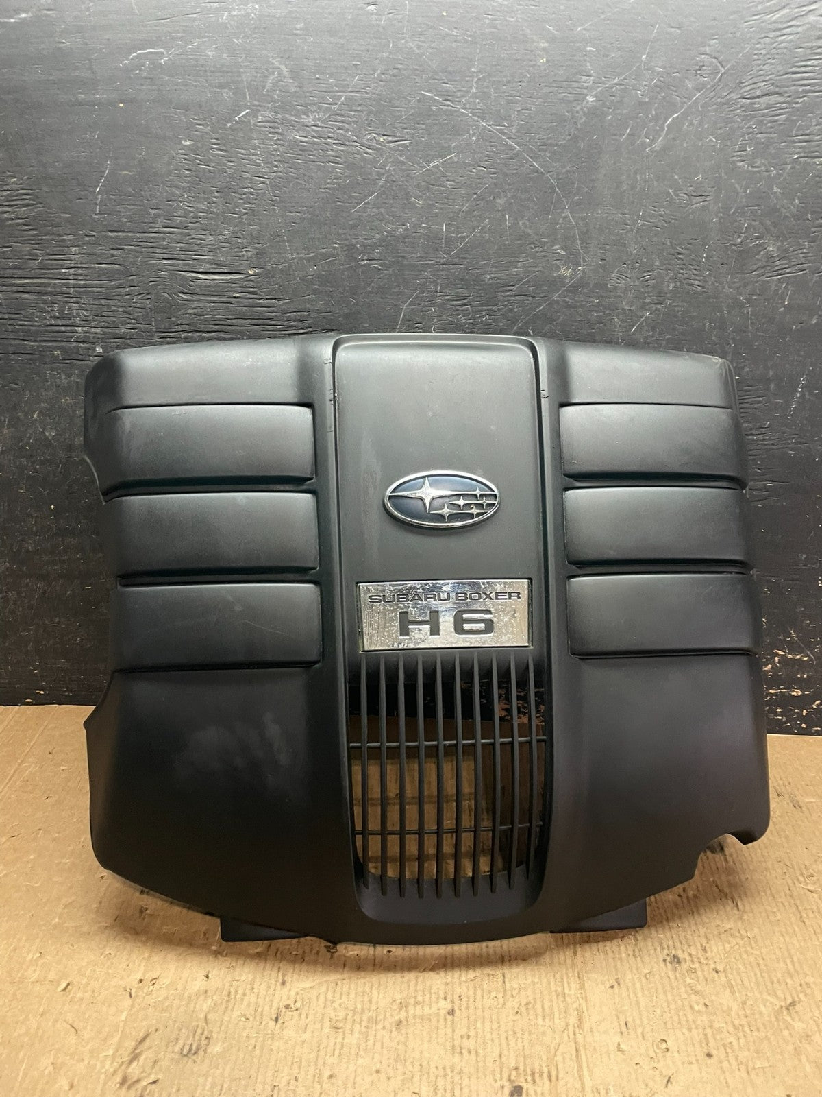2007 to 2014 Subaru Tribeca 3.0L Factory Engine Cover 14025AA24A z6044 DG0