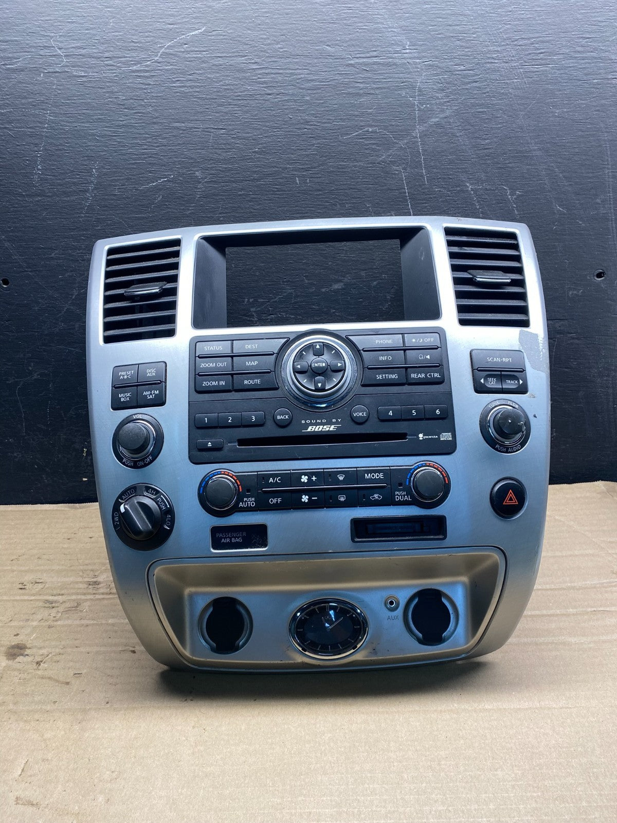 2008 to 2010 Infiniti QX56 Radio Player Climate Control Panel Bezel OE AF0047 DG0