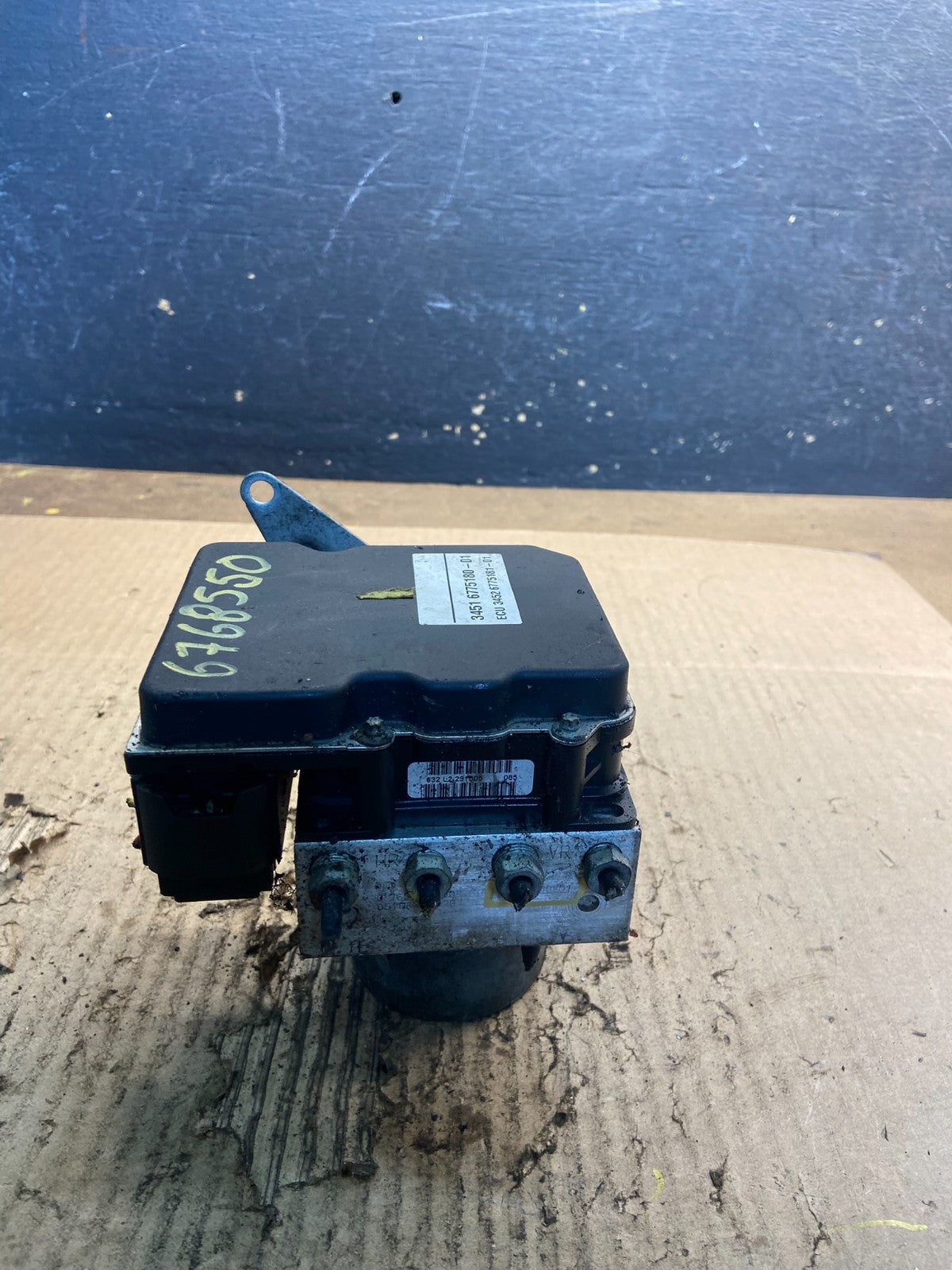 2007 to 2013 BMW 335i ABS Anti-Lock Brake Pump 6768550 OEM z9013 DG4