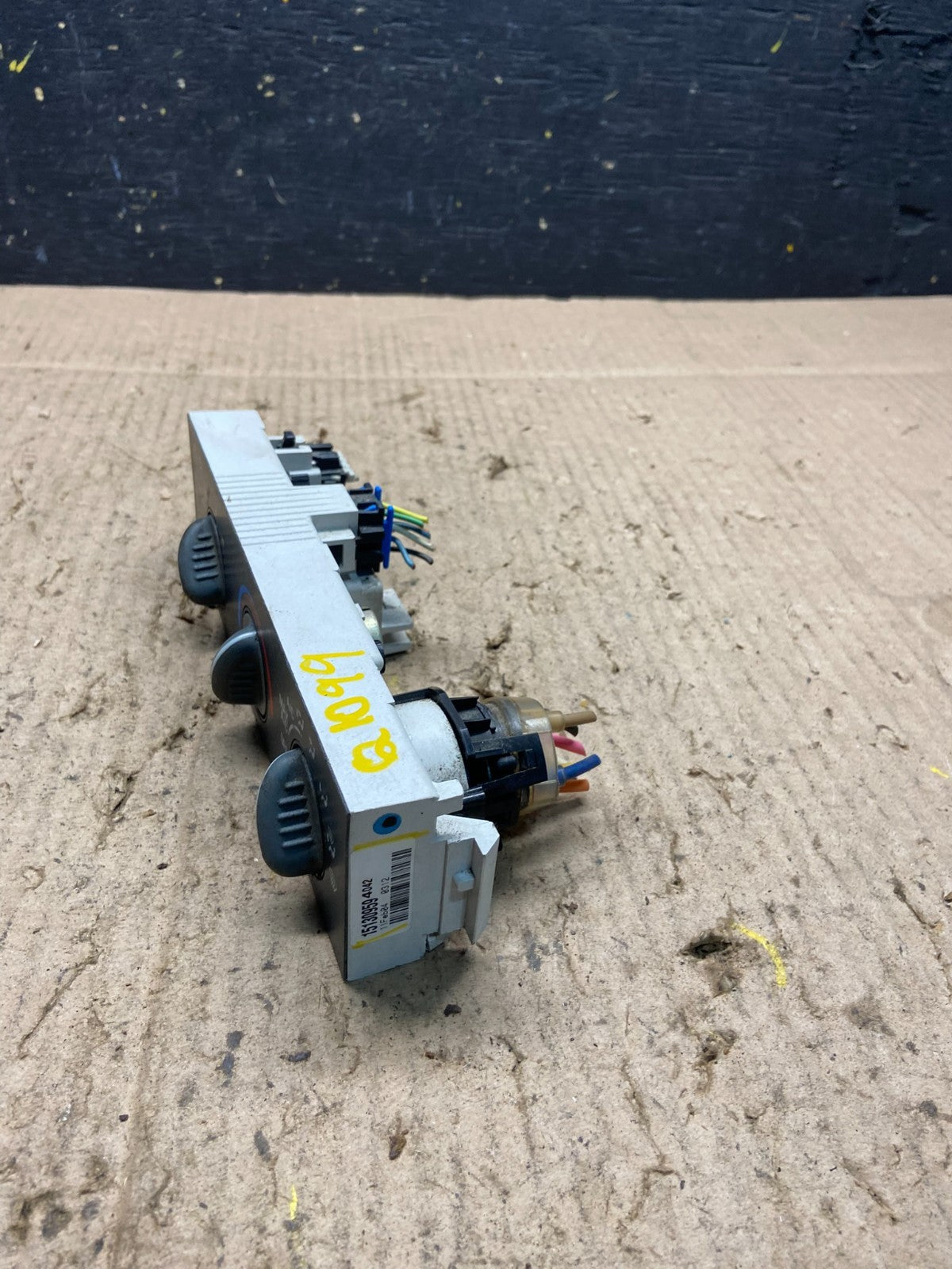 2001 - 2007 GMC Chevrolet Express 1500 Climate Control A/C Q1099 DG2