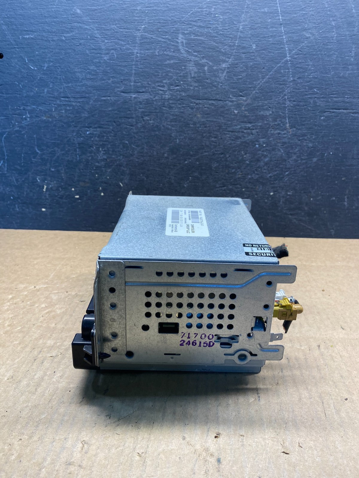 2013 - 2014 Dodge Journey Radio Info Media CD Player Unit AG7402 DG1