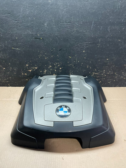 2006 to 2010 BMW 550i 650i 750i Plastic Engine Cover Shield OEM Z8289 DG3
