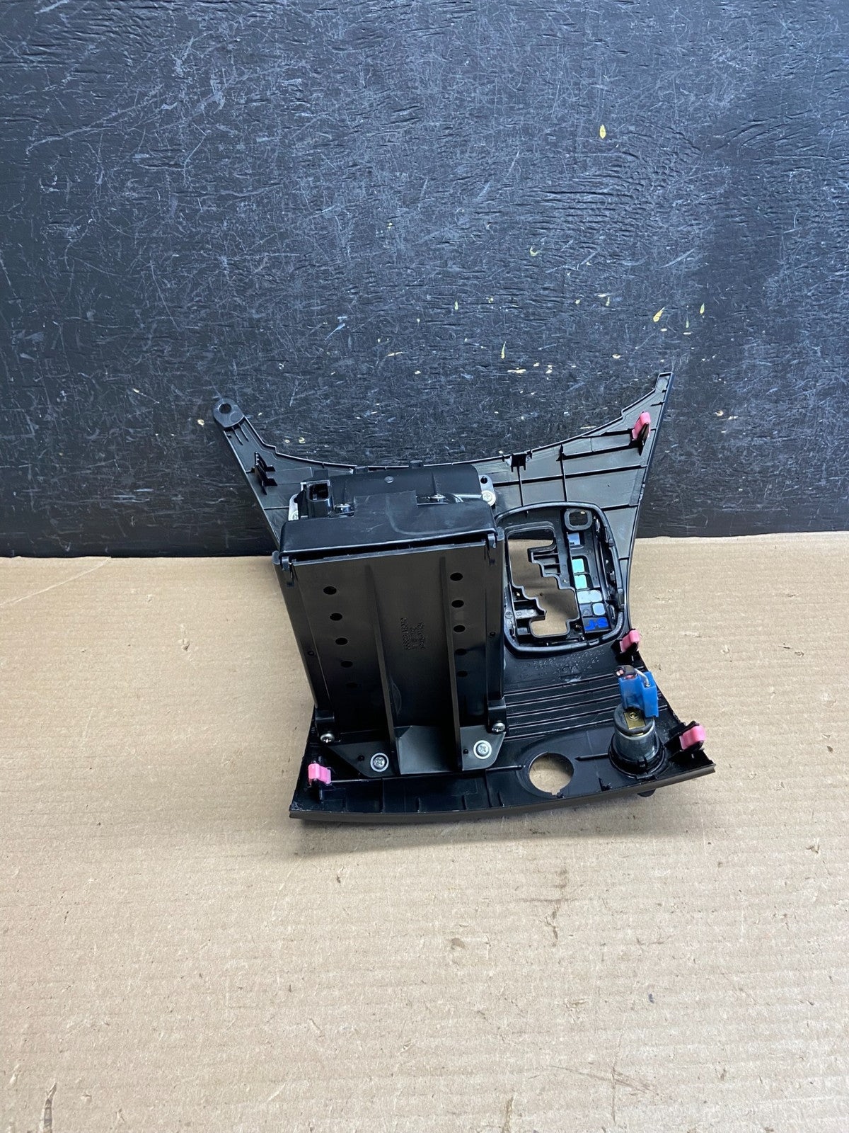 2004 - 2010 Toyota Sienna Center Console Shifter Cupholder Bezel Trim ah3591 DG4