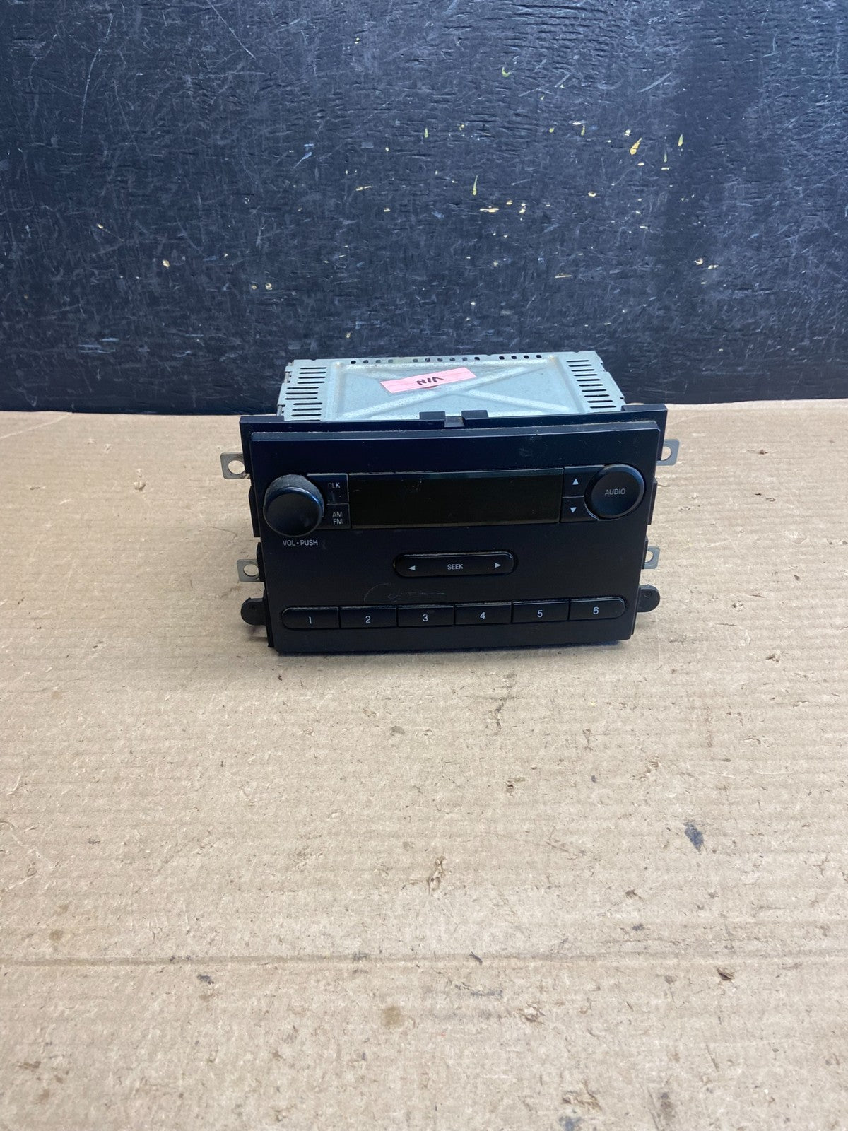 2008-2013 Ford E150 E250 E350 AM FM Radio Stereo Receiver AH5412 DG0