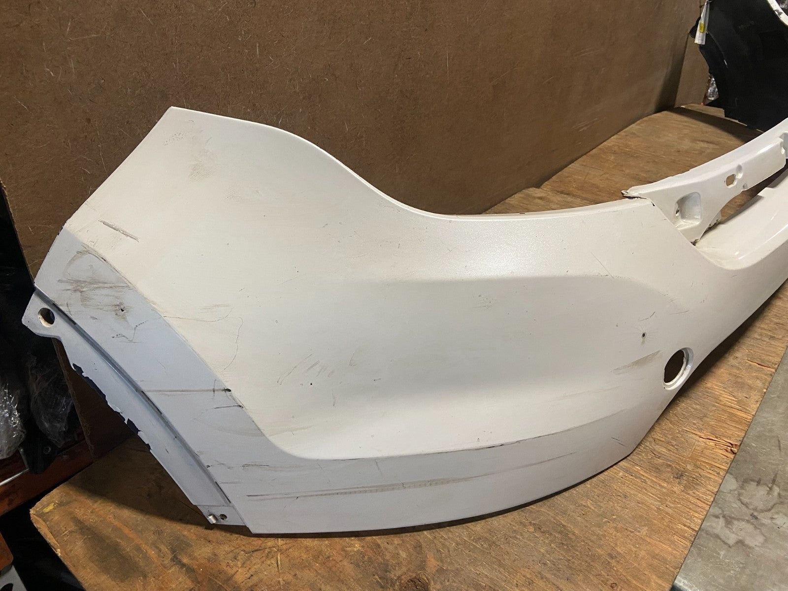2011 to 2015 Ford Explorer Front Bumper Upper Cover AD00911