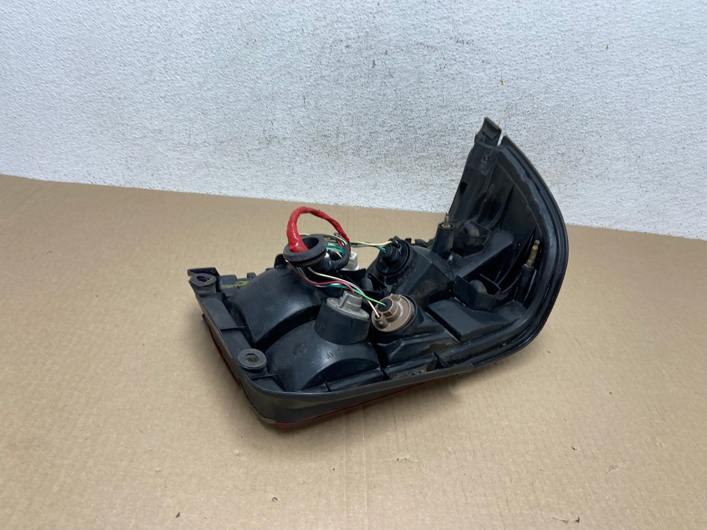 1996 to 1997 Toyota Corolla Right Passenger Rh Side Tail Light AE9423 LK5