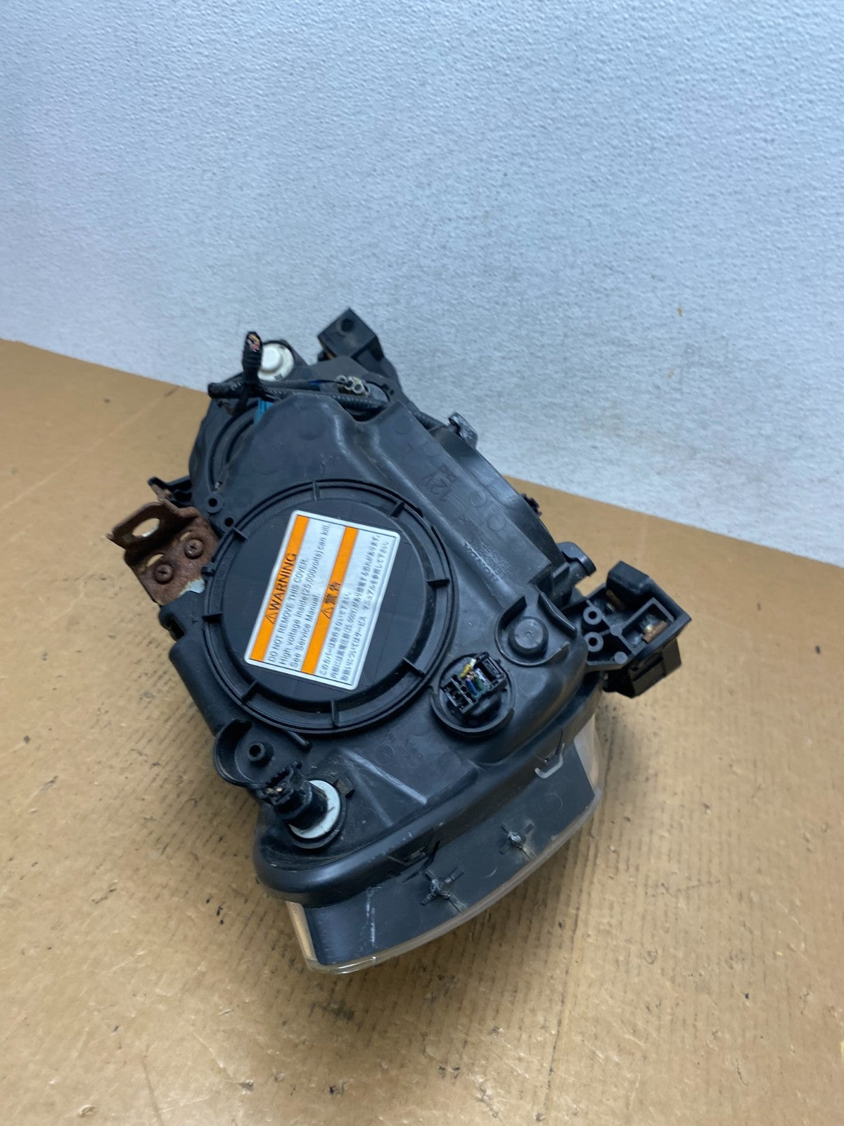 2009 to 2012 Acura RL Left Driver LH Side Xenon HID Headlight AE1466 DG9