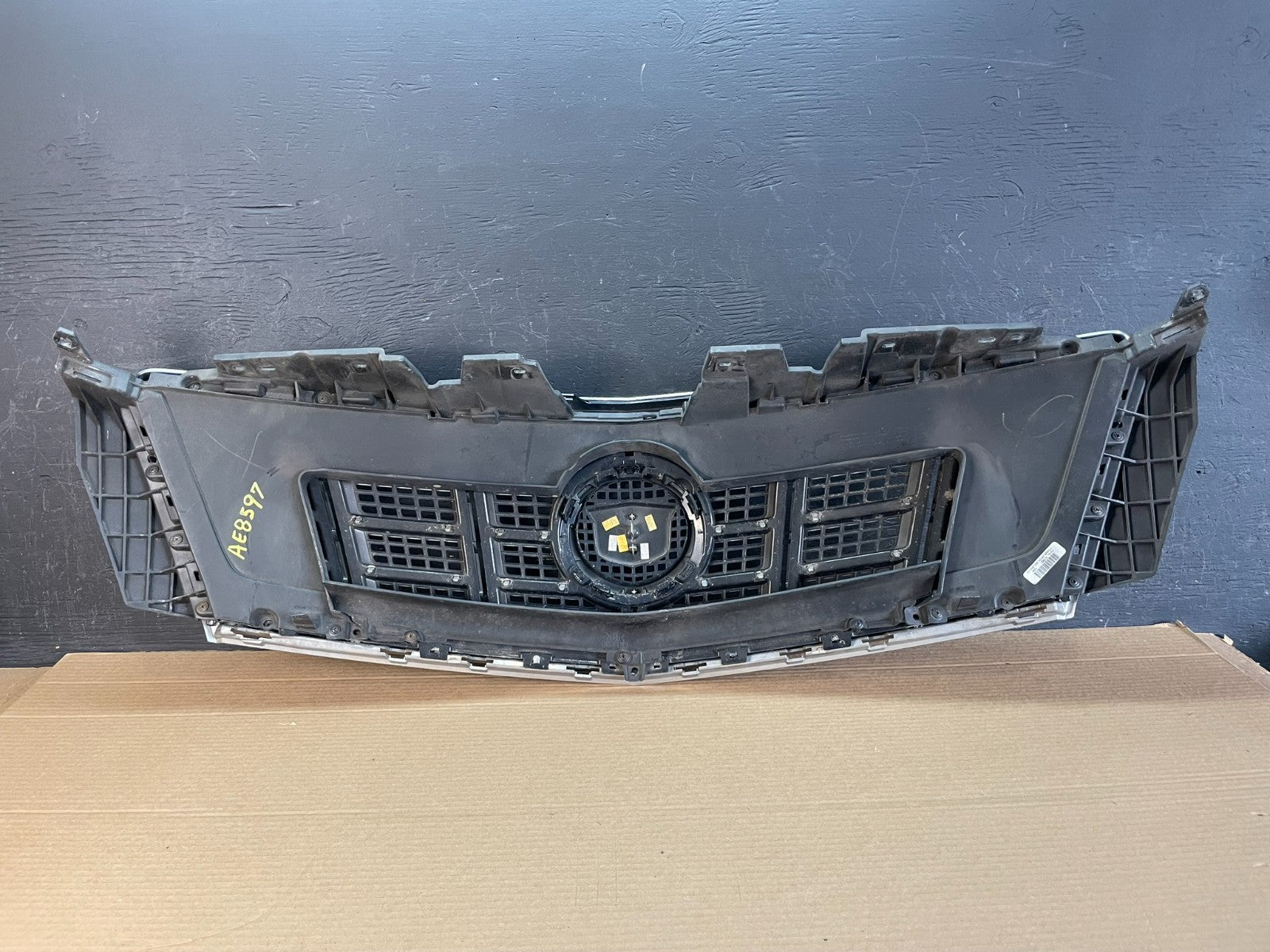 2013 2014 2015 Cadillac XTS Front Upper Grill Grille AE8597 DG3
