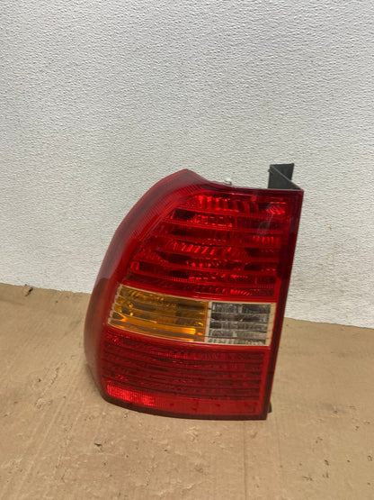 2005 to 2008 Kia Sportage Left Driver Side LH Side Tail Light AE9188 LK0