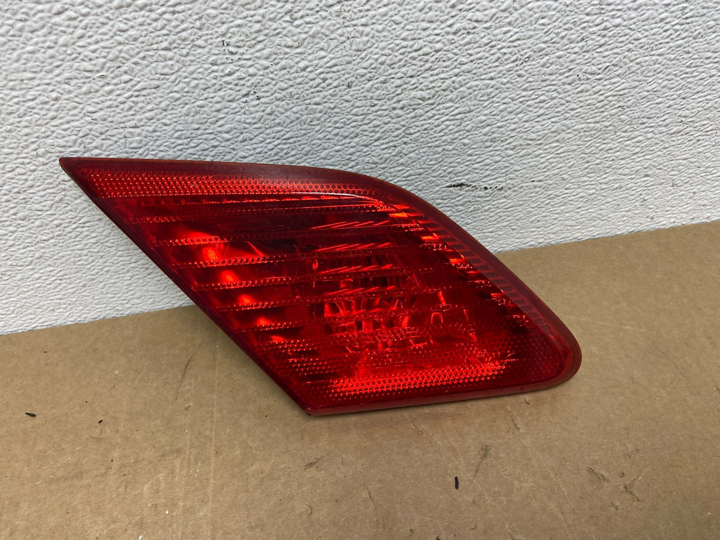 2003 to 2004 Toyota Avalon Left Driver LH Side Inner Tail Light OEM AC1324 LK0