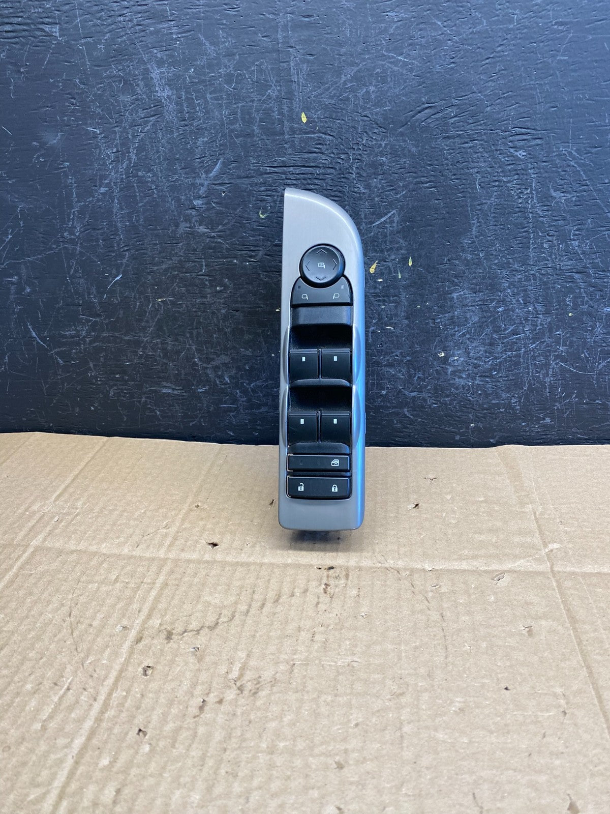 2007-2013 Chevy Suburban Tahoe Yukon Front Left Driver Window Switch AC9437 DG0