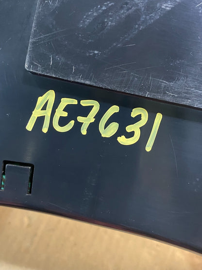 2002 GMC Yukon Speedometer Cluster Gauge AE7631 DG6