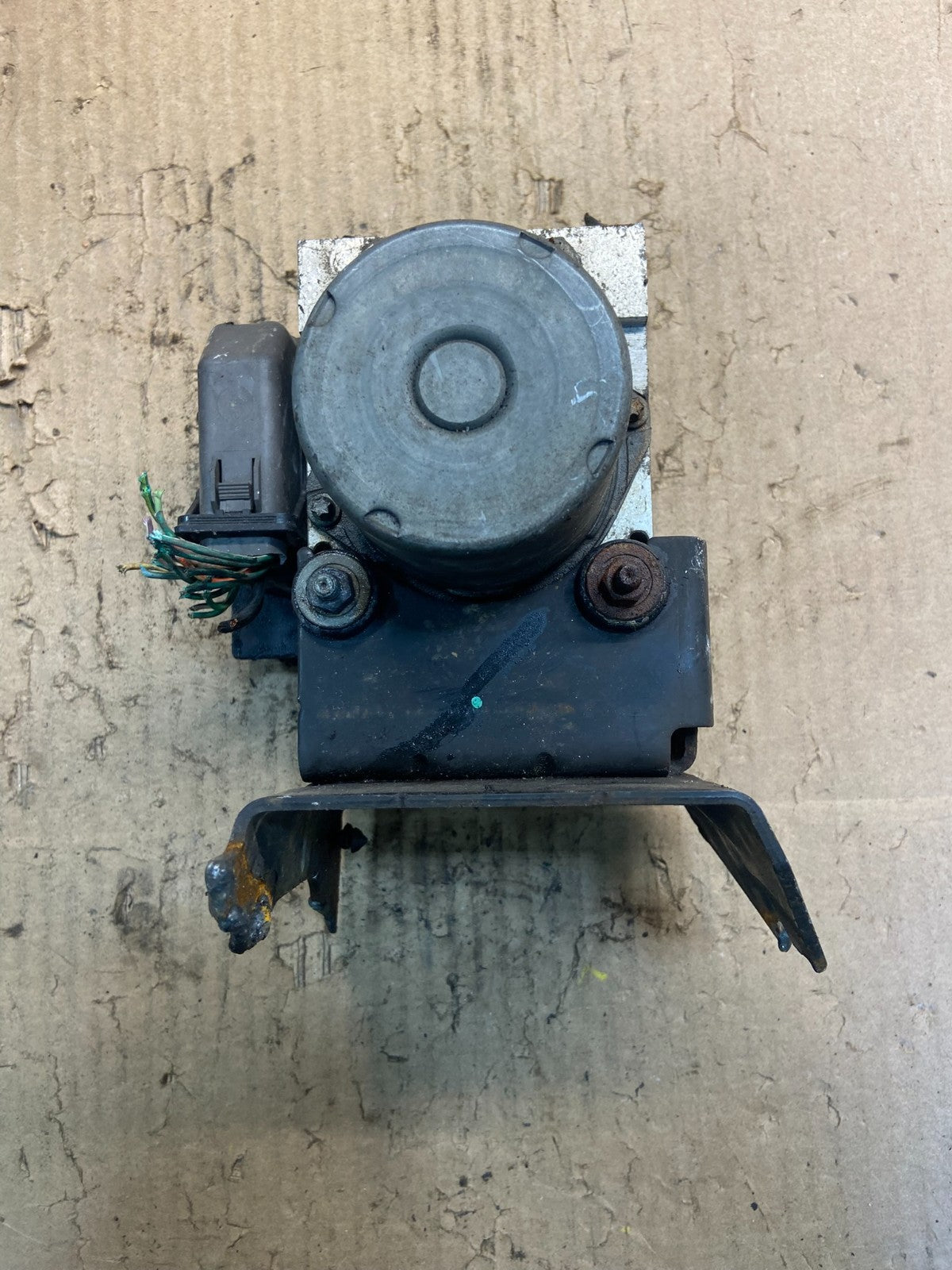 2009 Dodge Durango ABS Anti Lock Brake Pump OEM z8990 DG5