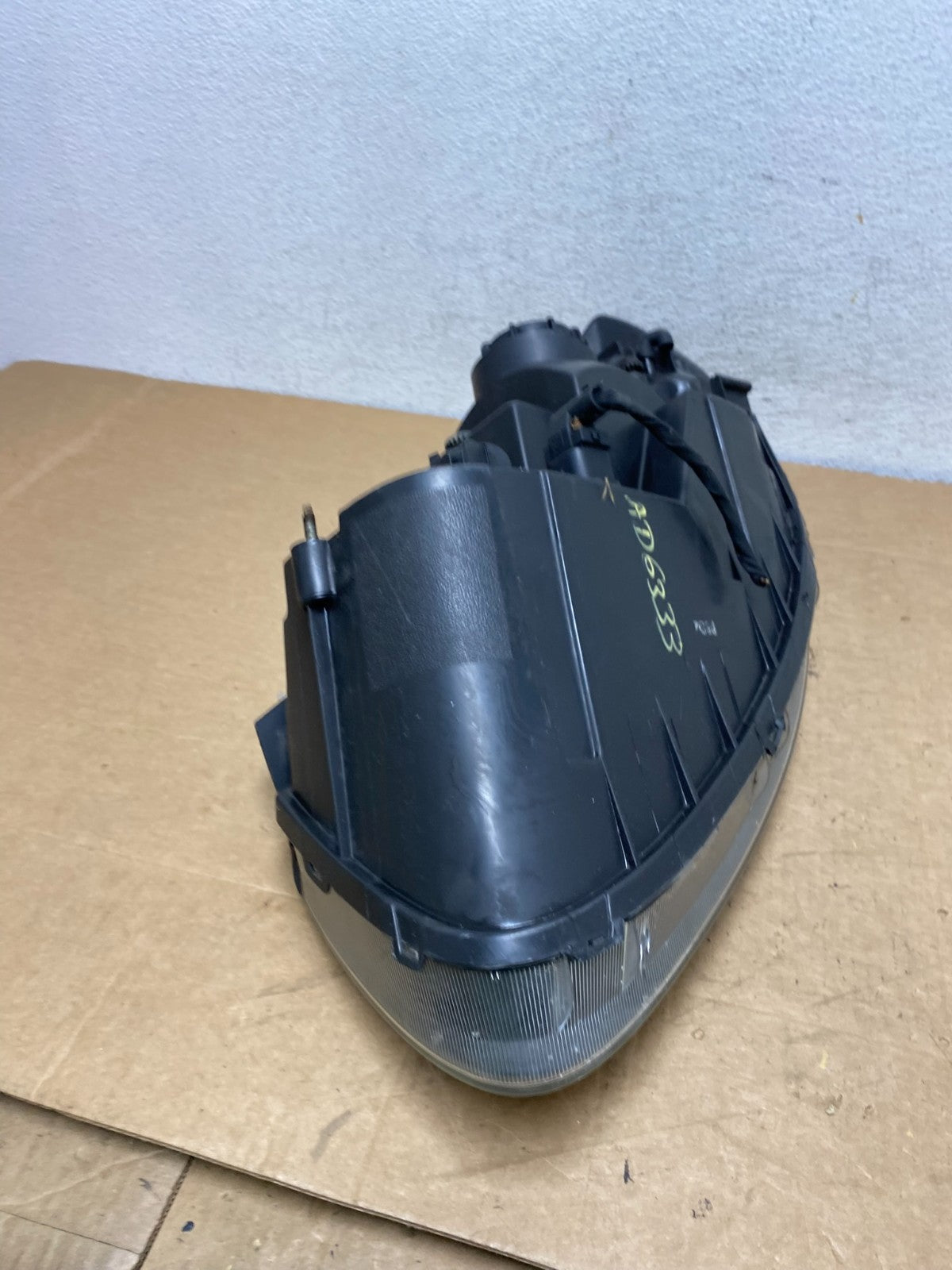 2007 2008 2009 Hyundai Santa Fe Right Passenger Halogen Headlight AD6333 DW8
