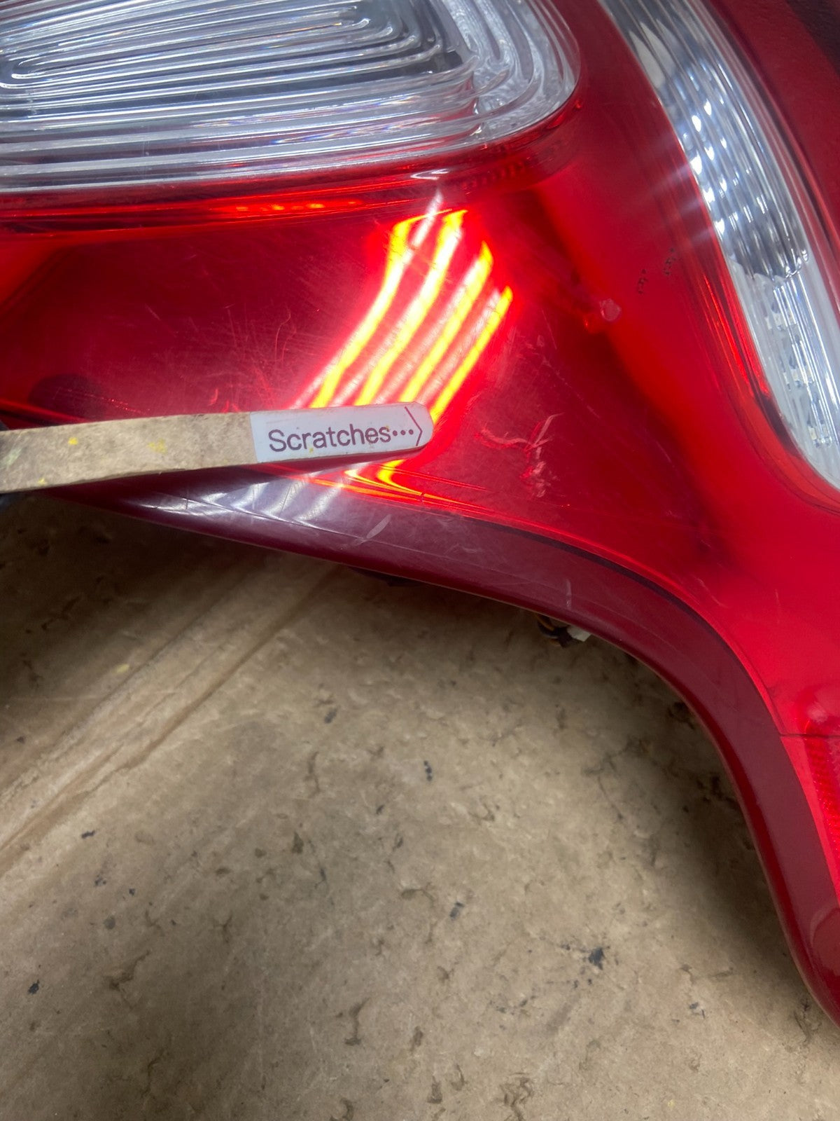 2011-2015 Ford Explorer Police Package Right Passenger Side Tail light AA6786 LK3