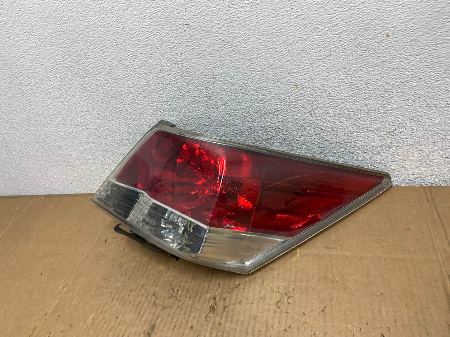 2008 to 2012 Honda Accord Sedan Tail light Right Passenger RH Side AD1039 LK1