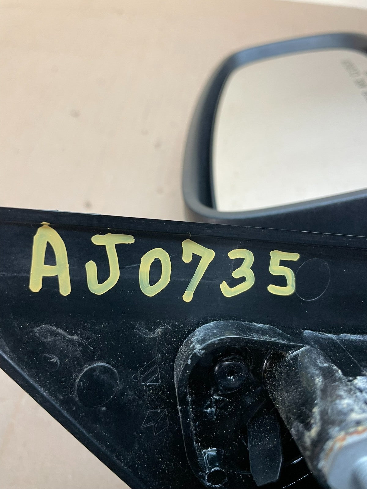 2013 to 2016 Dodge Dart Right Passenger Side View Door Mirror AJ0735 DG12