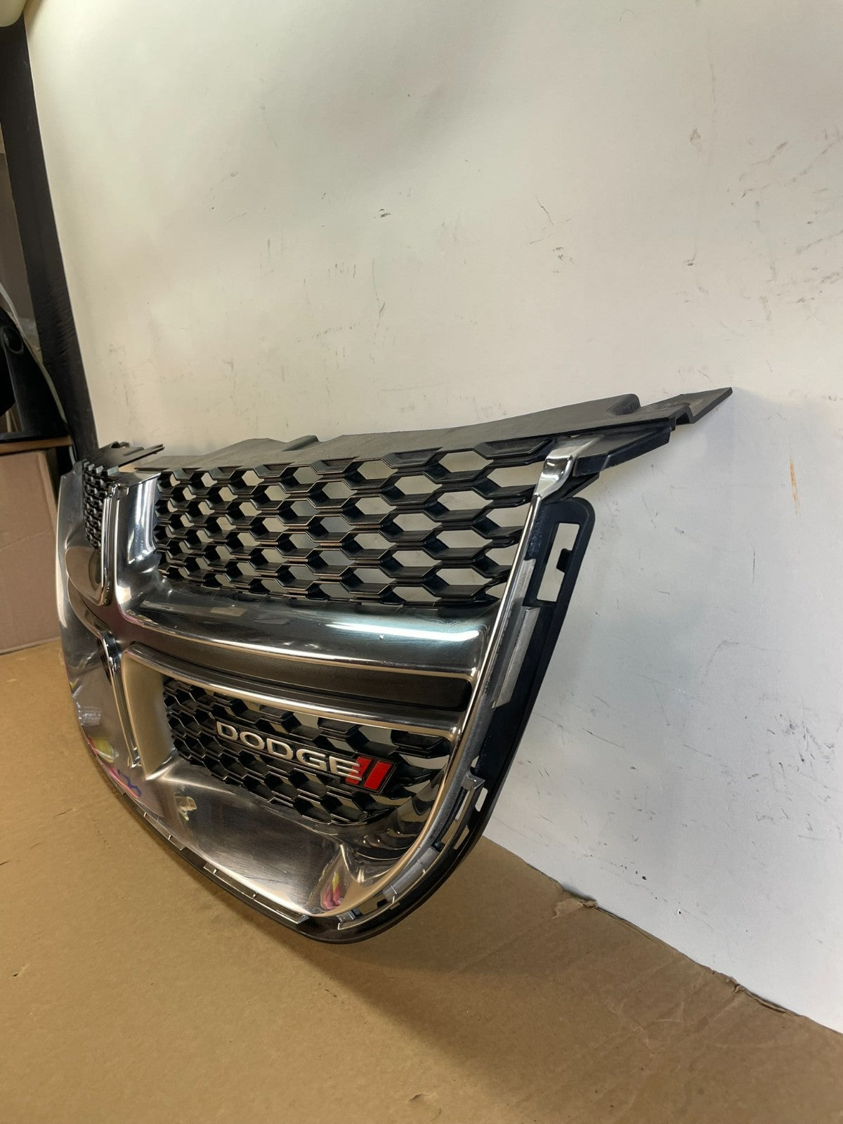2011 to 2020 Dodge Grand Caravan Front Upper Grill Grille AG7579 DG1