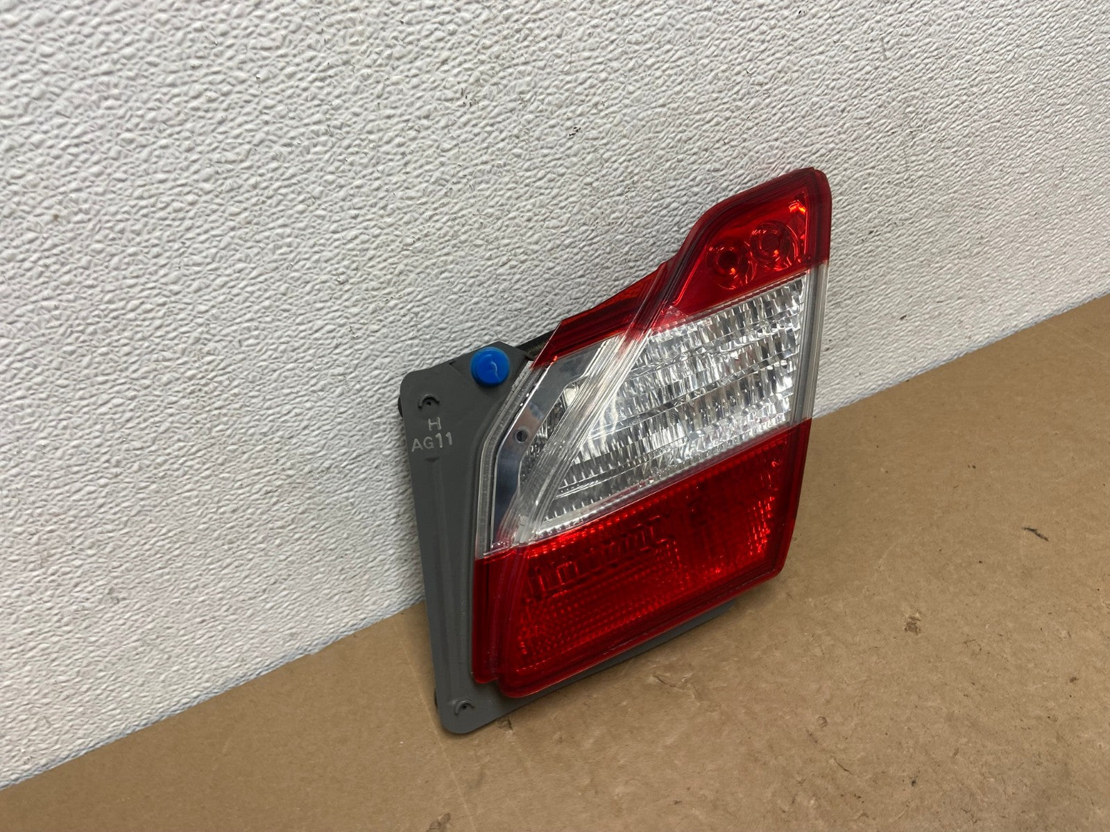 2011 2012 2013 Infiniti M37 M56 Right Passenger RH Inner Tail Light AC5968 LK2