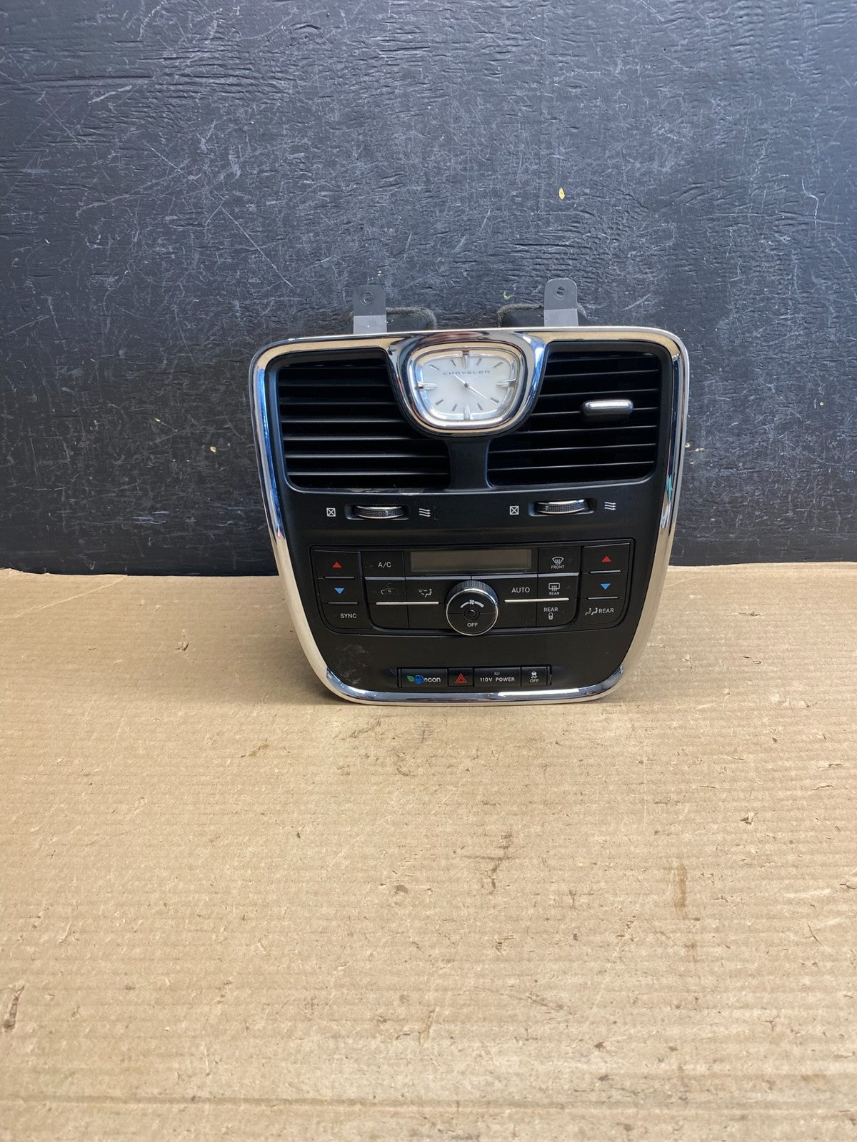 2011-2016 Chrysler Town Country Climate Control Panel Center Dash Trim ah3847 DG0