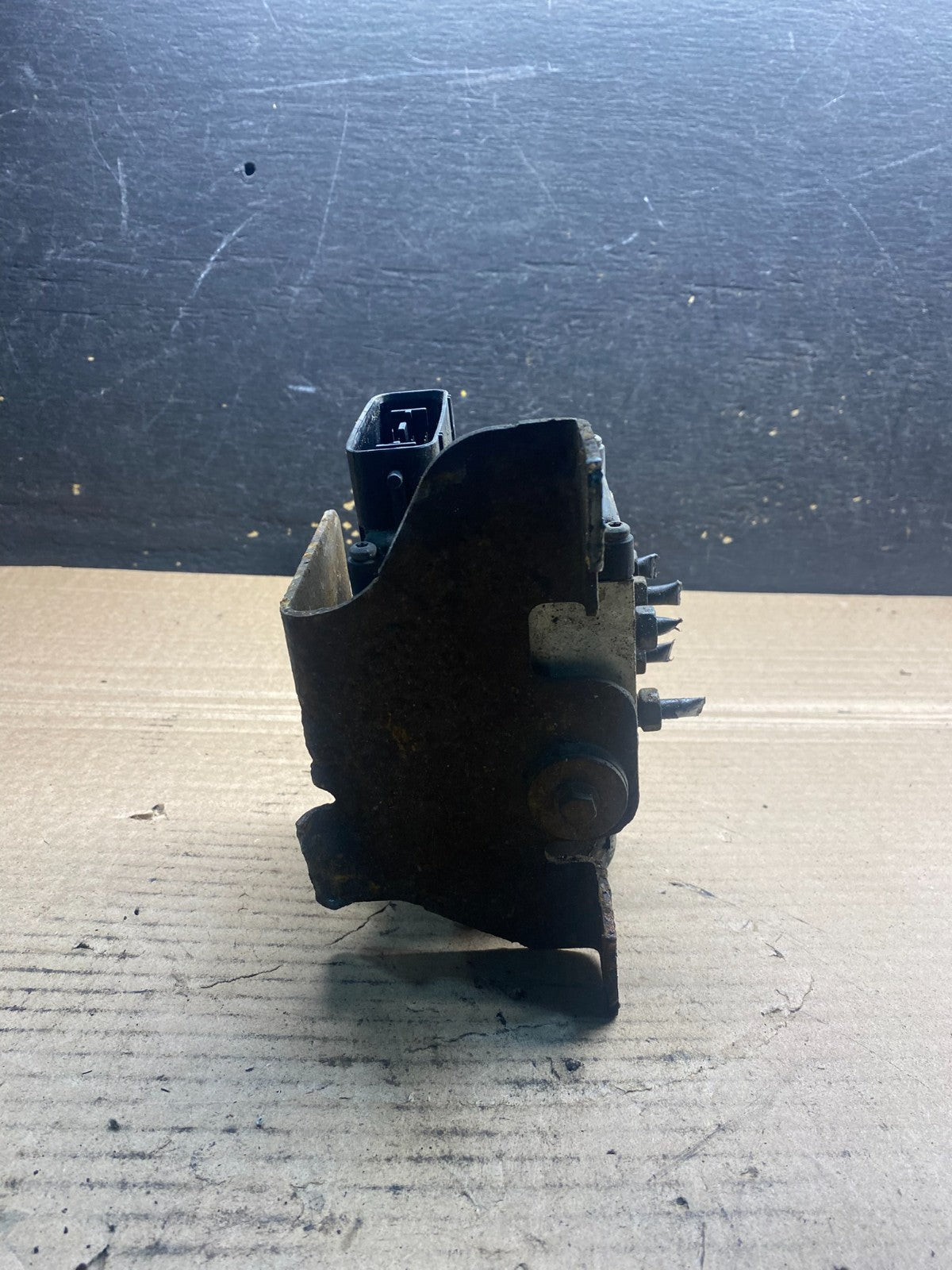 2009 Chevy Express GMC Savana 1500 2500 ABS Anti Lock Brake Pump aa3273 DG2