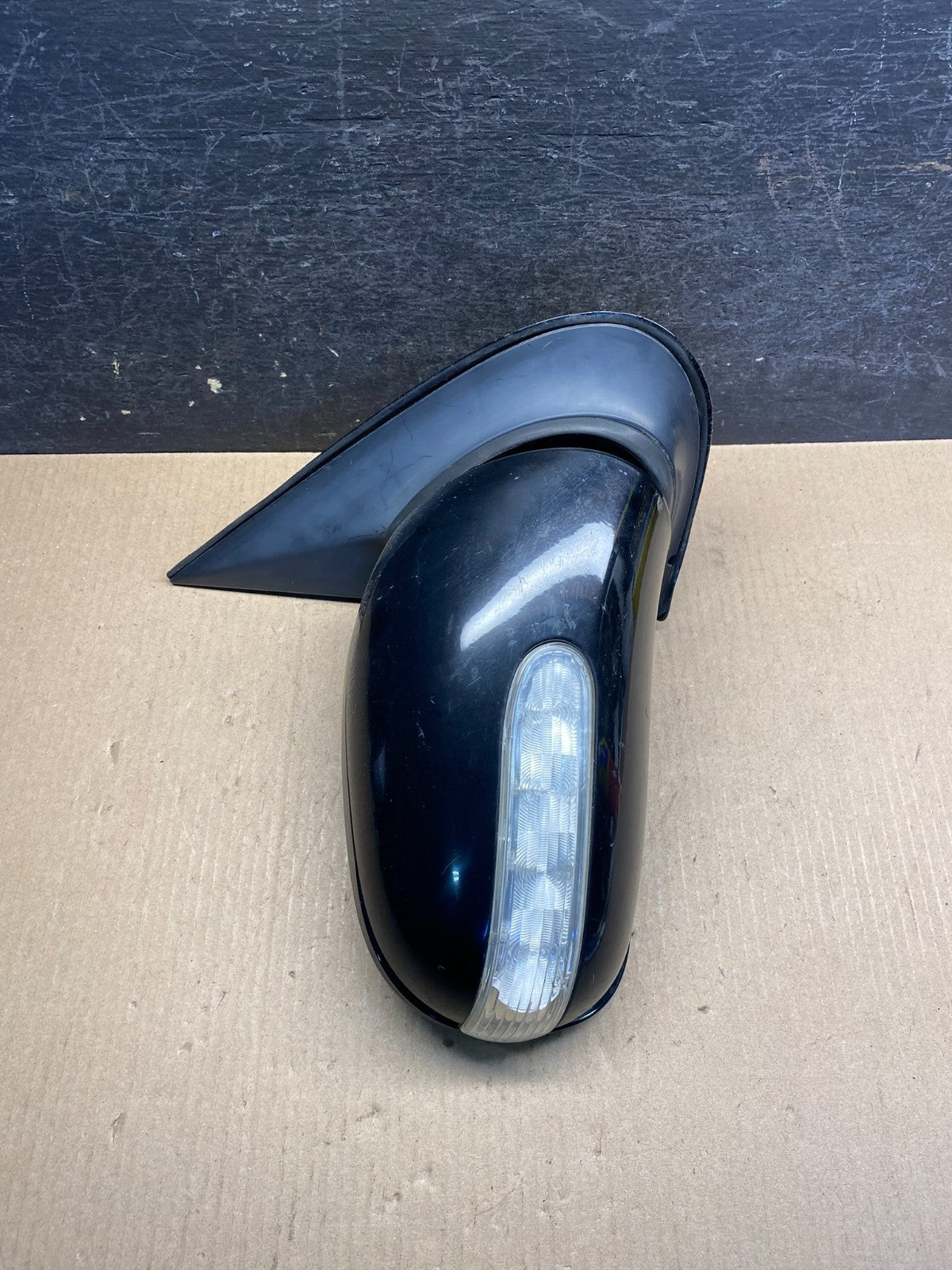 2002 to 2005 Mercedes ML Right Passenger Side View Door Mirror AI5377 DW0