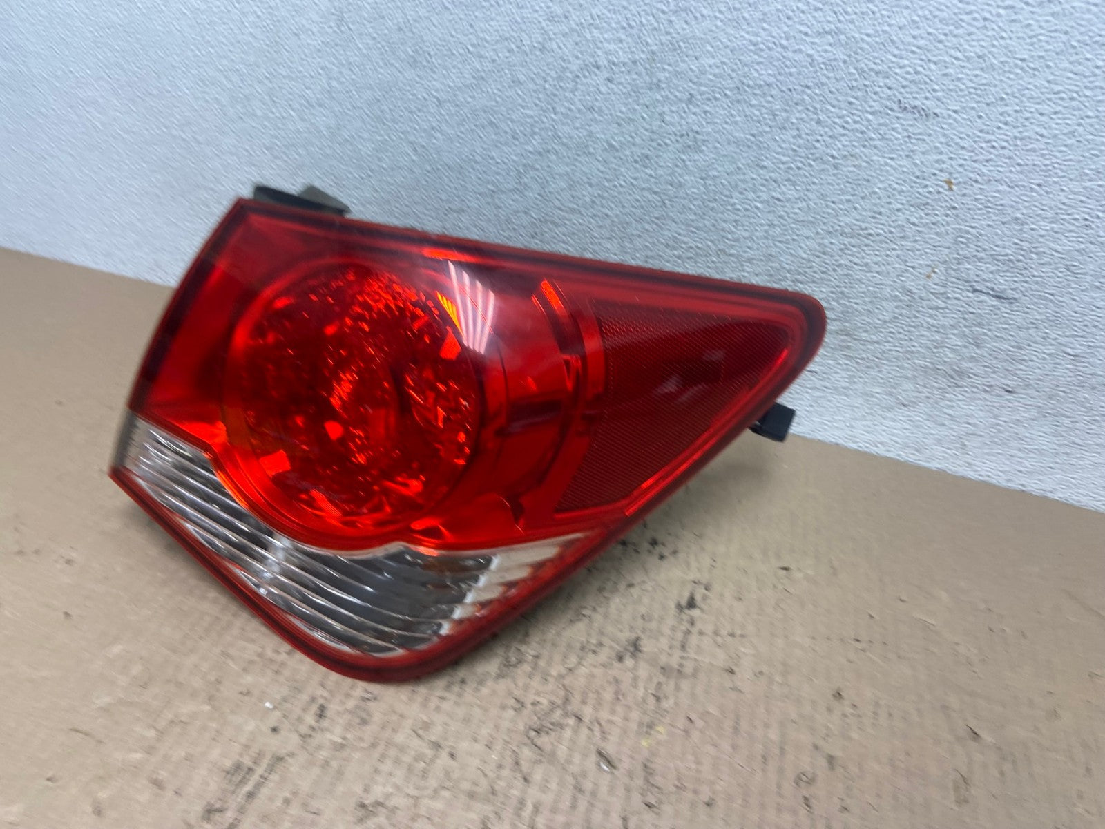 2011 2012 2013 2014 Chevrolet Cruze Right Passinger RH Side Tail Light AF7060 LK1