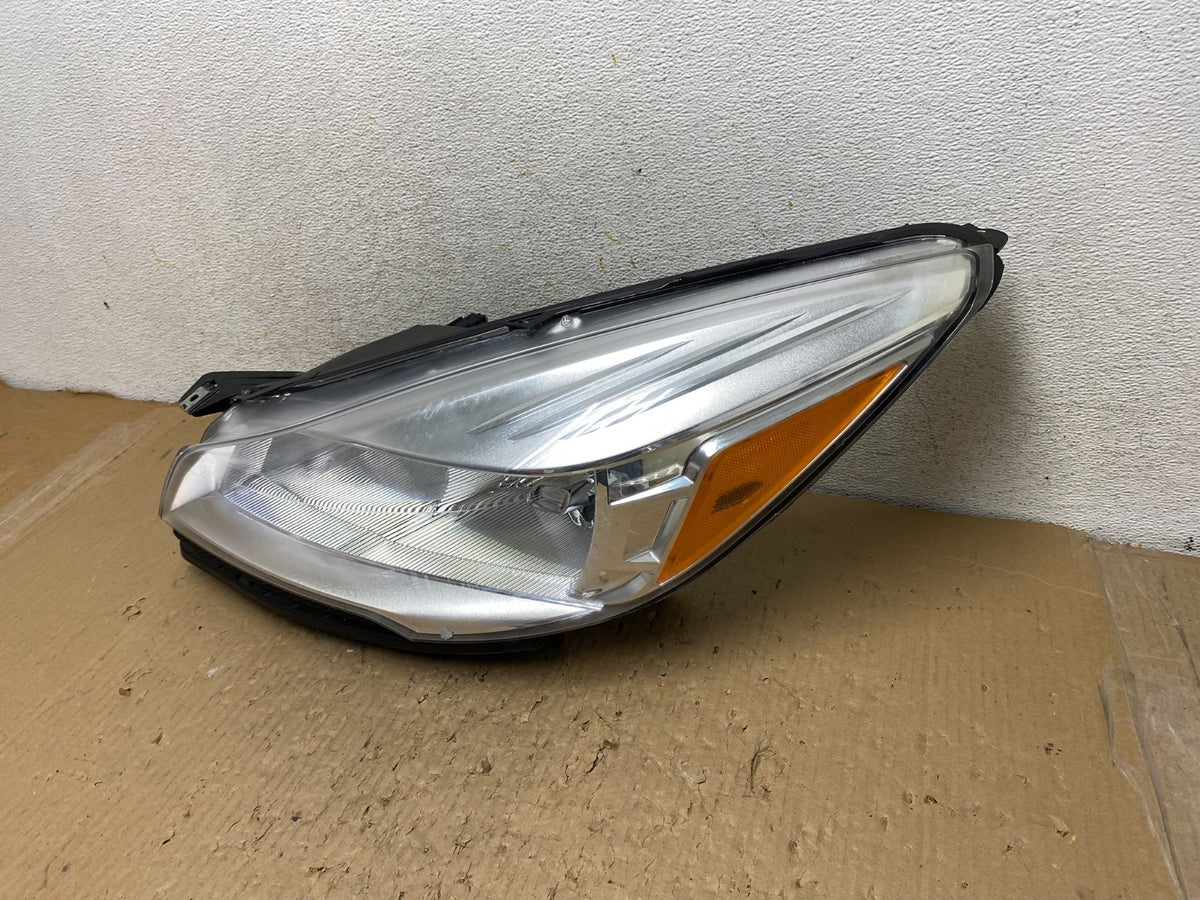 2013 - 2016 Ford Escape Headlight Left Driver Lh Side Halogen AH2928 DW2