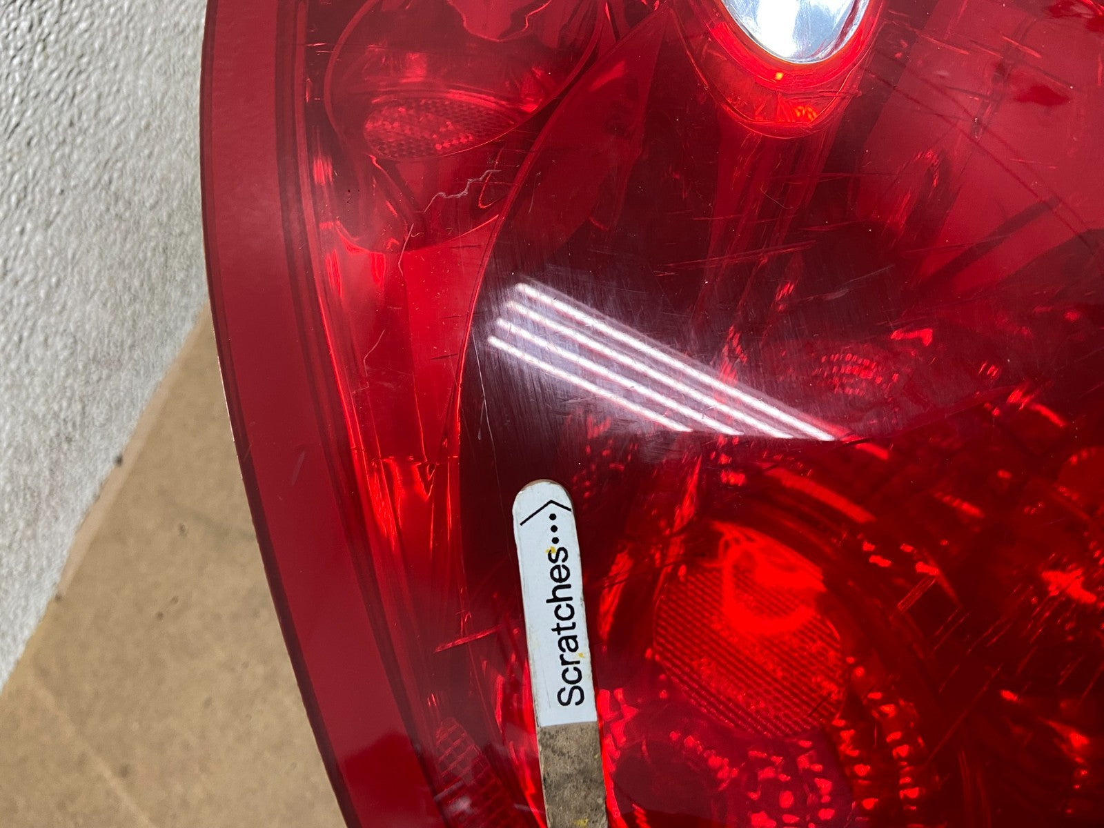 2005 to 2009 Buick Lacrosse Left Driver LH Side Tail Light AA4000 DW3