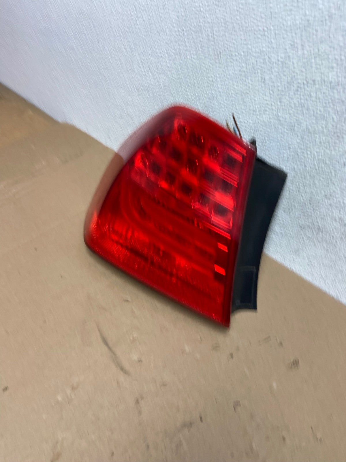 2009 2010 BMW 323i 325i 328i 335i 3 Series Left Driver Tail Light AD6446 LK1