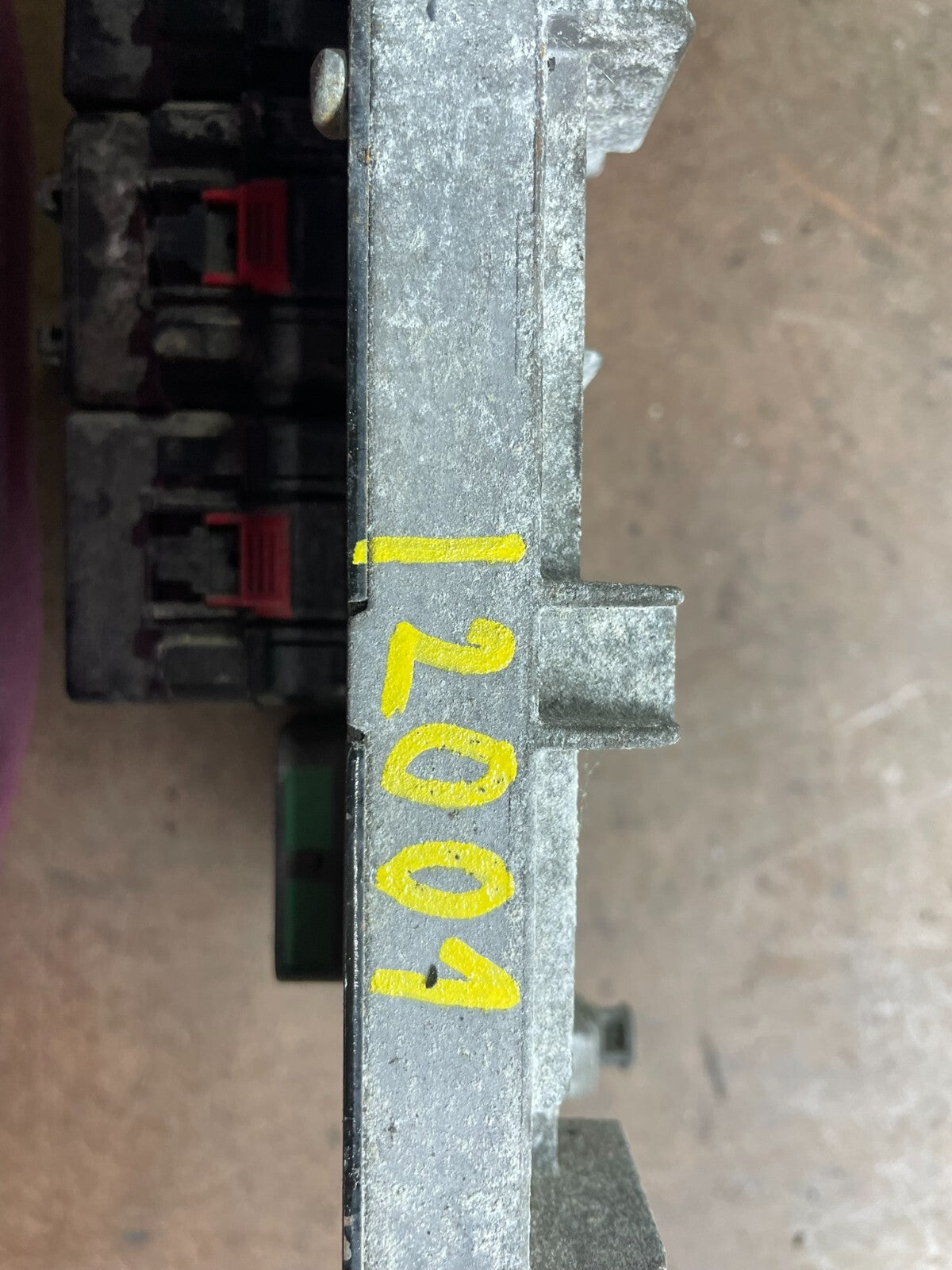 2007 Dodge Magnum Chrysler 300 3.5L Engine Control p05094911af i2001 DG13