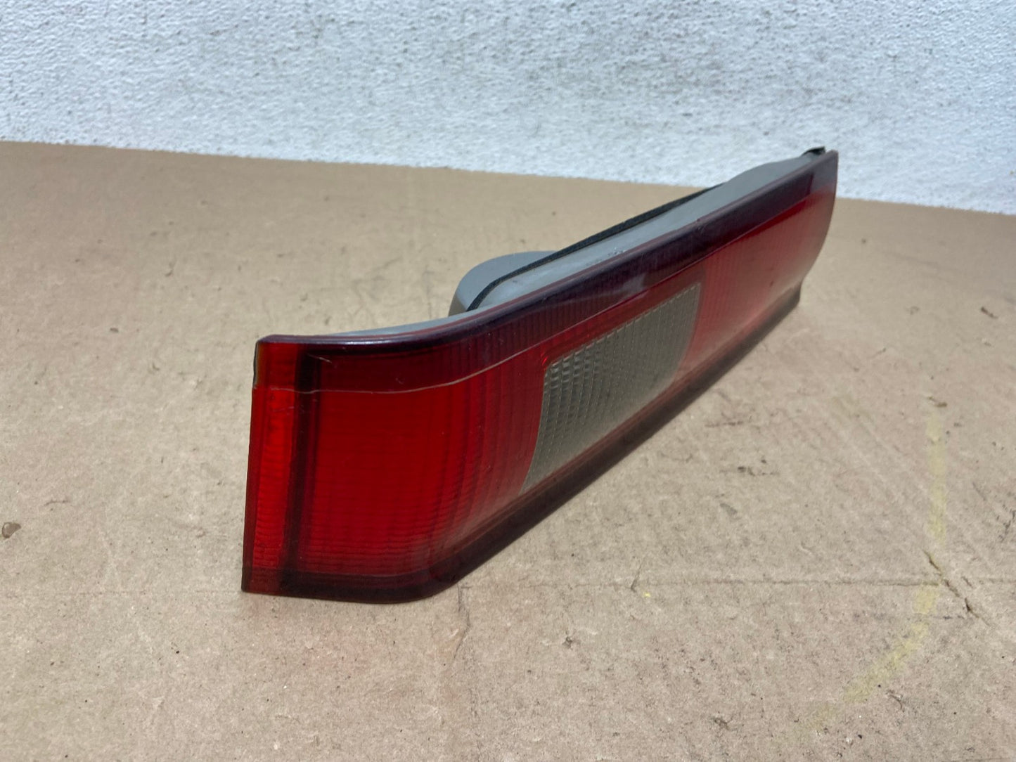 1997 1998 1999 Toyota Camry Tail Light Inner Left Driver LH Inner AE6856 LK2
