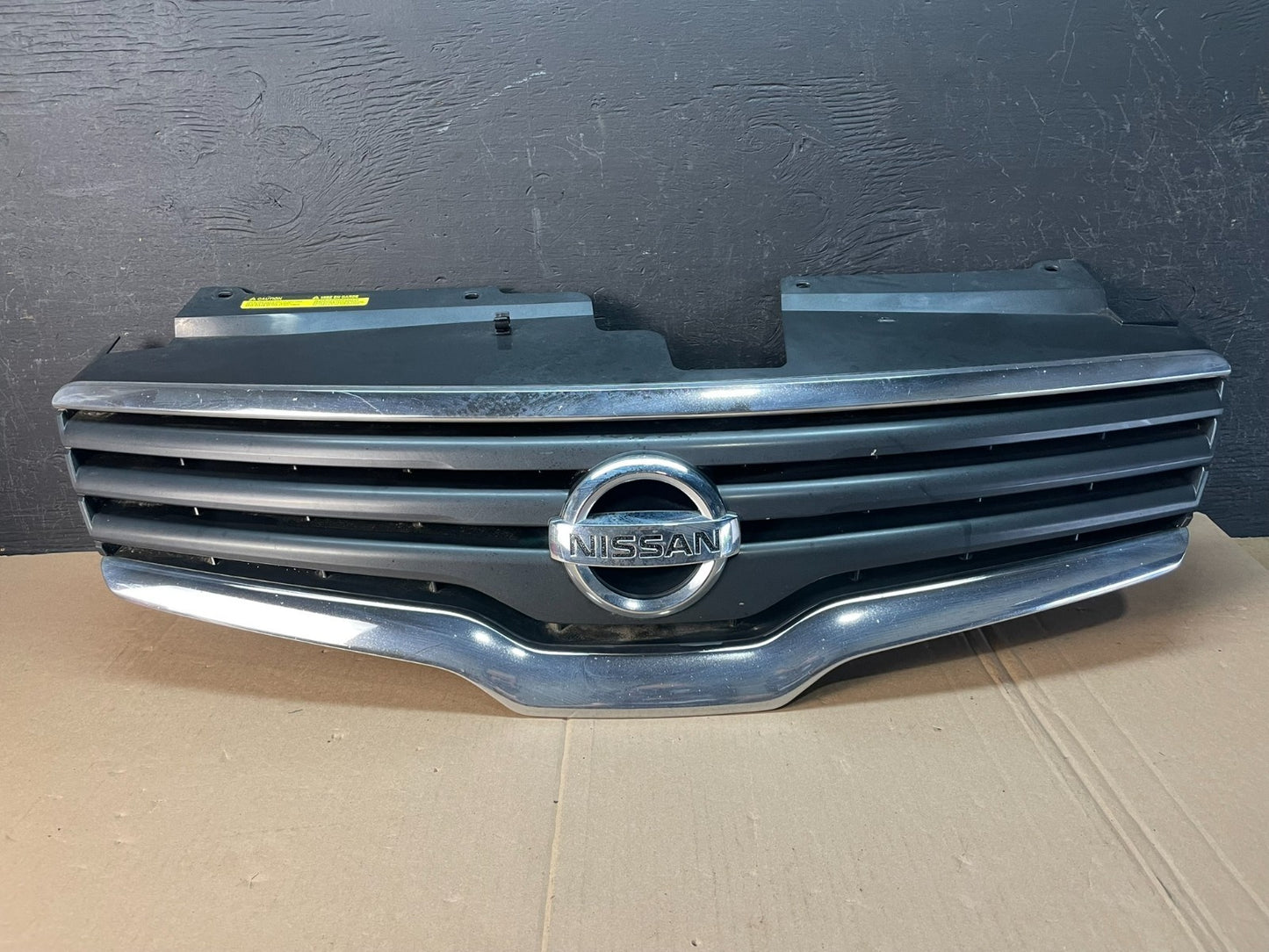 Sedan 2007 2008 2009 Nissan Altima Front Upper Grill Grille AD8372 DG0