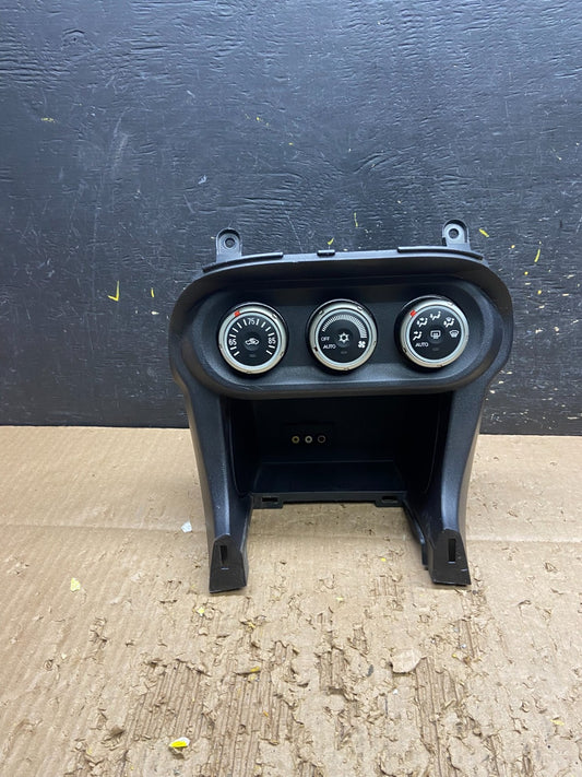 2008 - 2011 Mitsubishi Lancer A/C Heater Climate Control Bezel Trim V7936 DG0