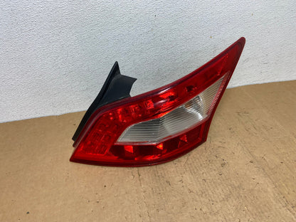 2009 2010 2011 Nissan Maxima Right Passenger RH Side Tail light AD1408 LK2