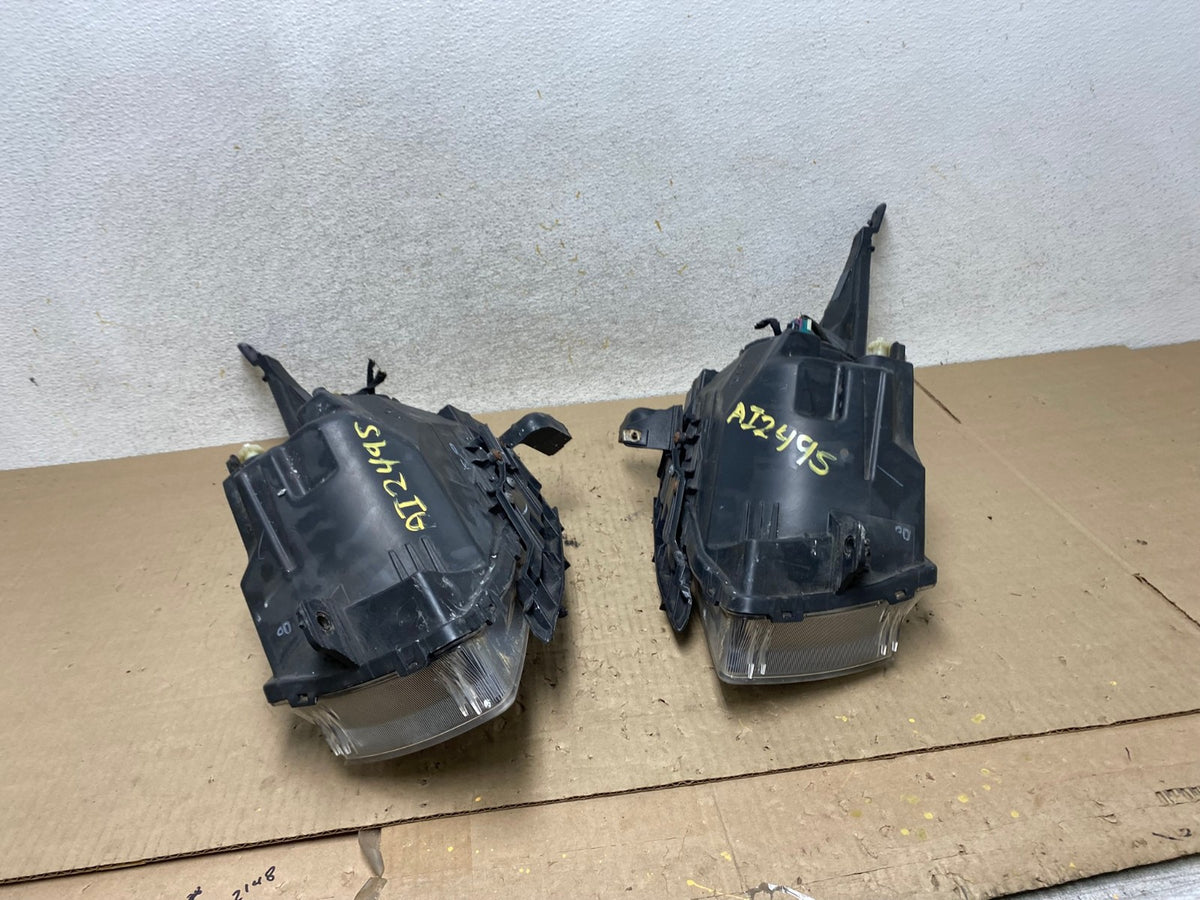 2011 to 2015 Chevrolet Cruze Halogen Left+Right Set Headlights AI2495 LK9