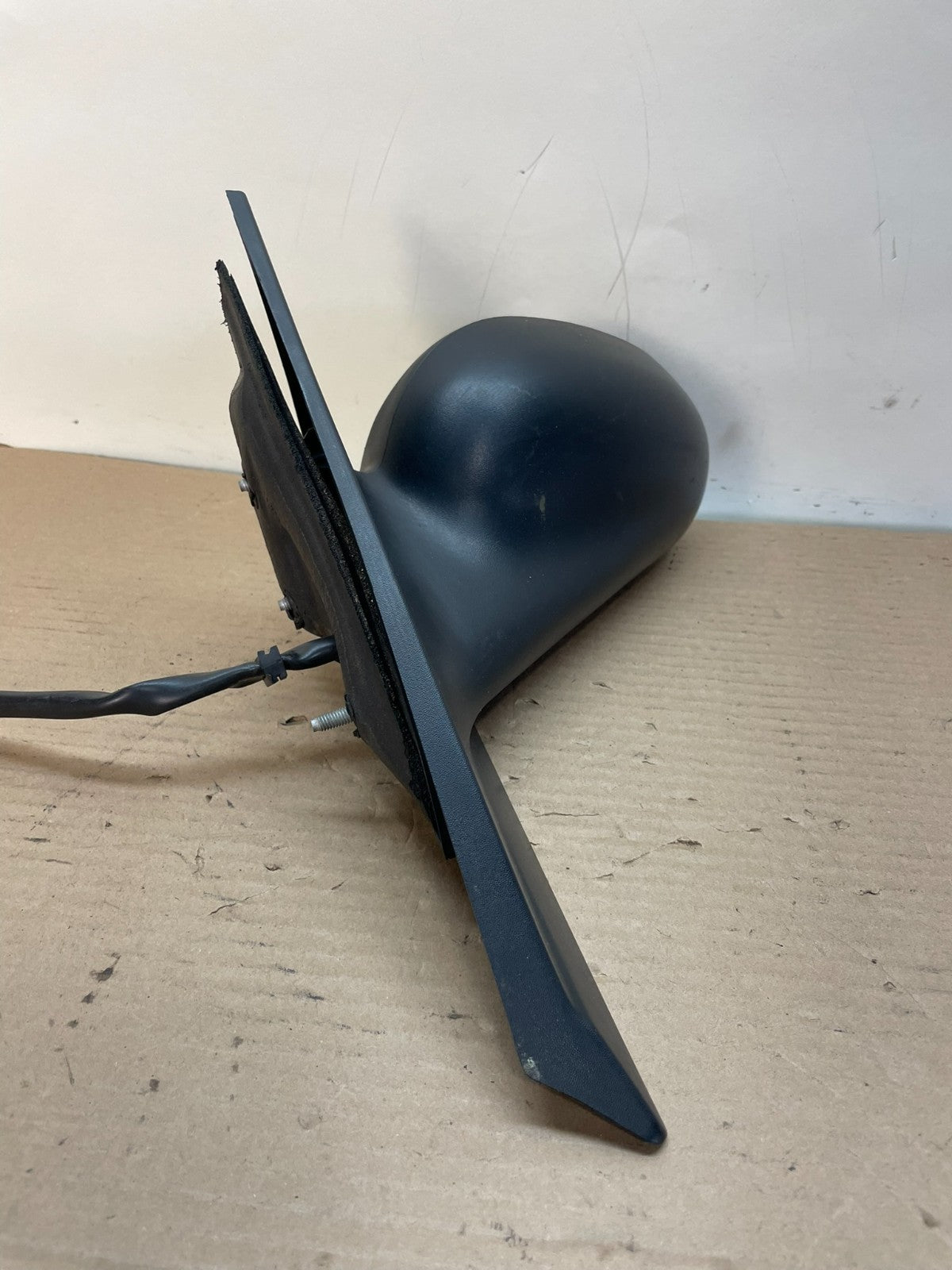 2001 to 2004 Ford Mustang Left Driver LH Side View Mirror ah8753 Dg1