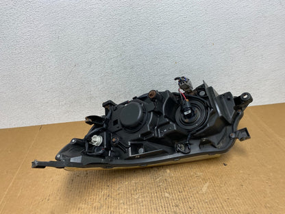 2009 - 2013 Subaru Forester Right Passenger Side Halogen Headlight AE1671 DW5