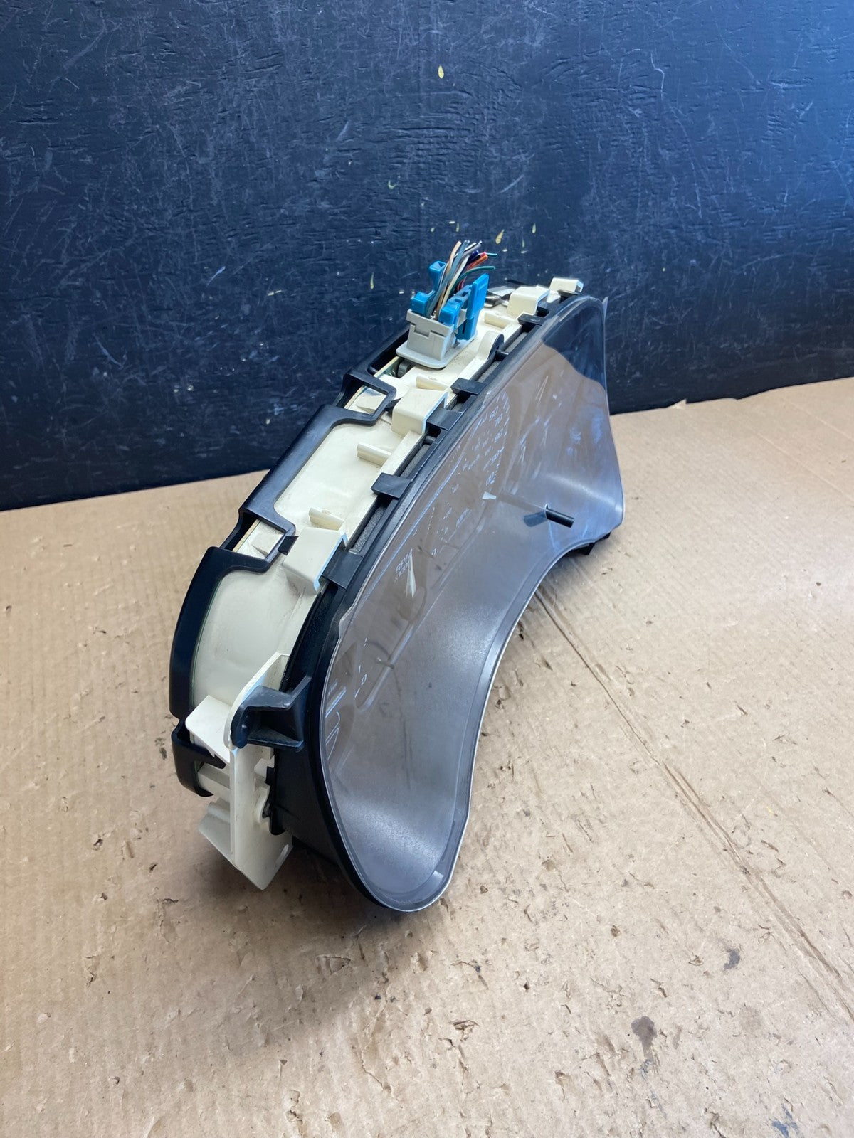 2002 GMC Yukon Speedometer Cluster Gauge AE4124 DG1